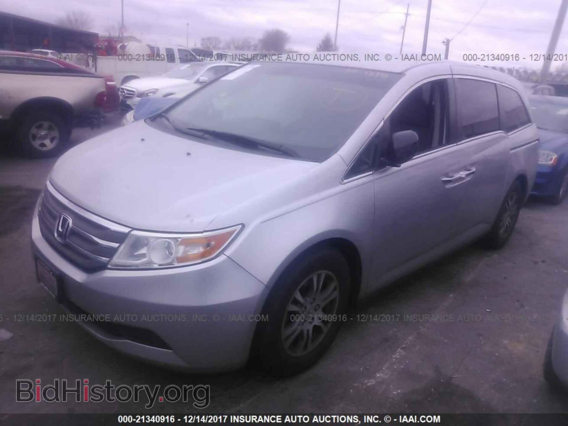 2012 Honda Odyssey - VIN: 5FNRL5H48CB013569 - Фото 2