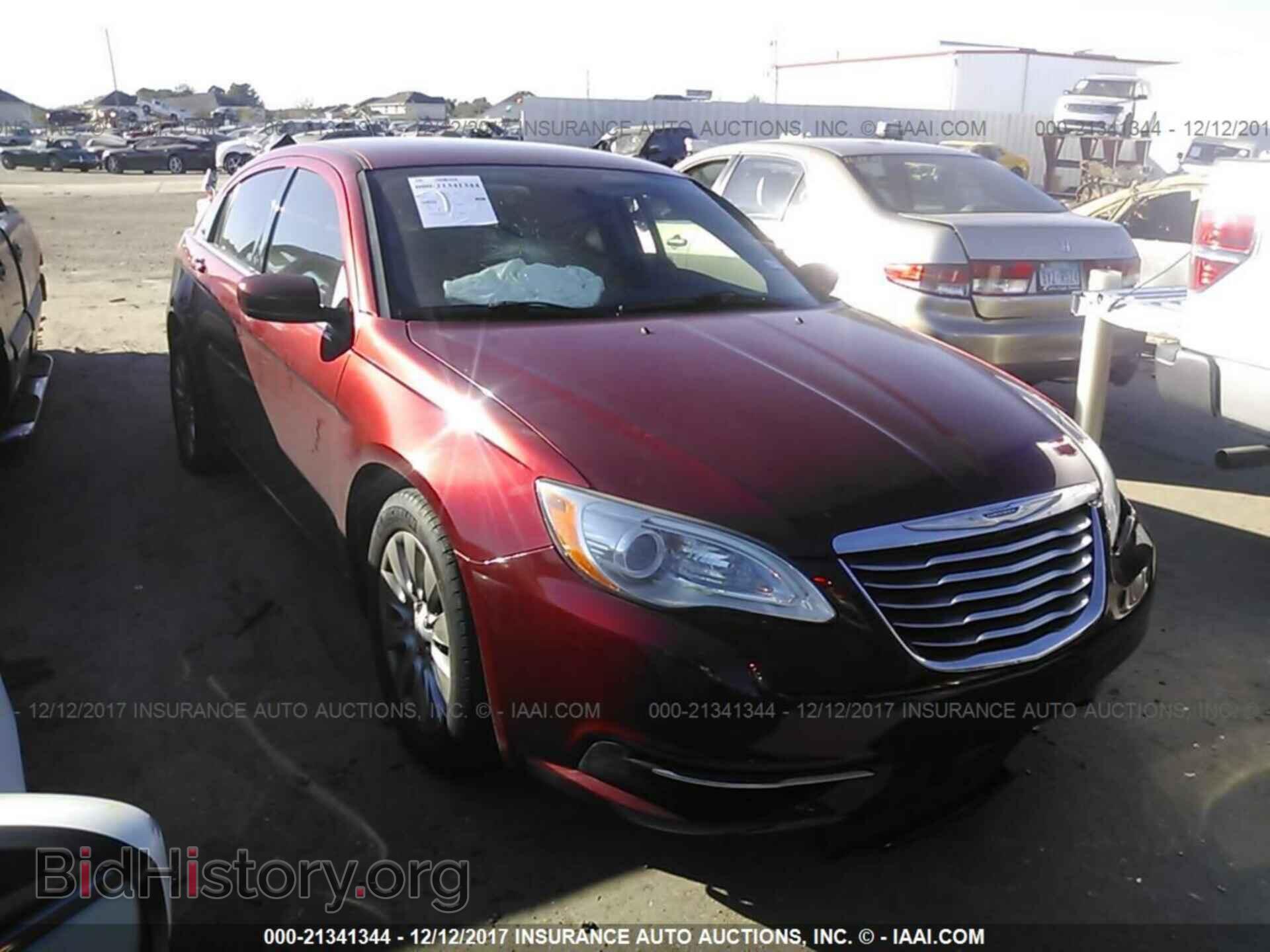 Photo 1C3CCBAB5CN303898 - Chrysler 200 2012