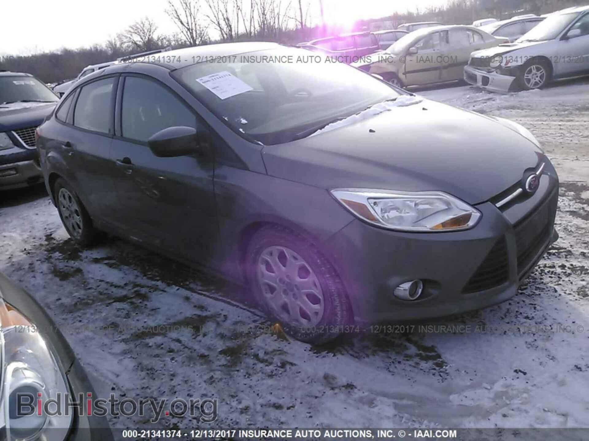 Photo 1FAHP3F29CL104567 - Ford Focus 2012