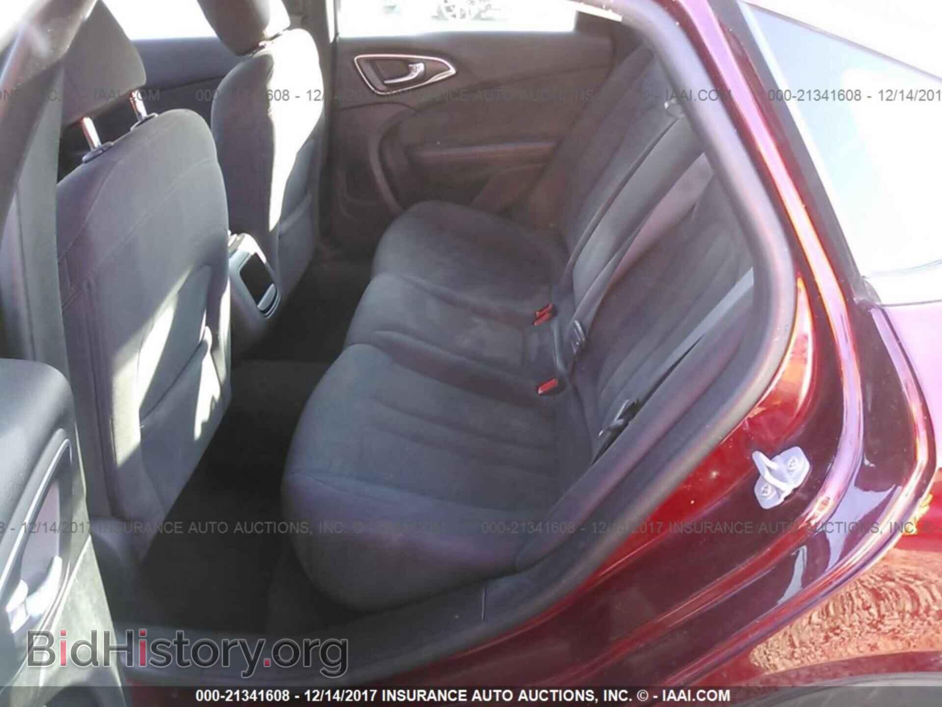 2015 Chrysler 200 - VIN: 1C3CCCAB4FN625085 - Photo 8