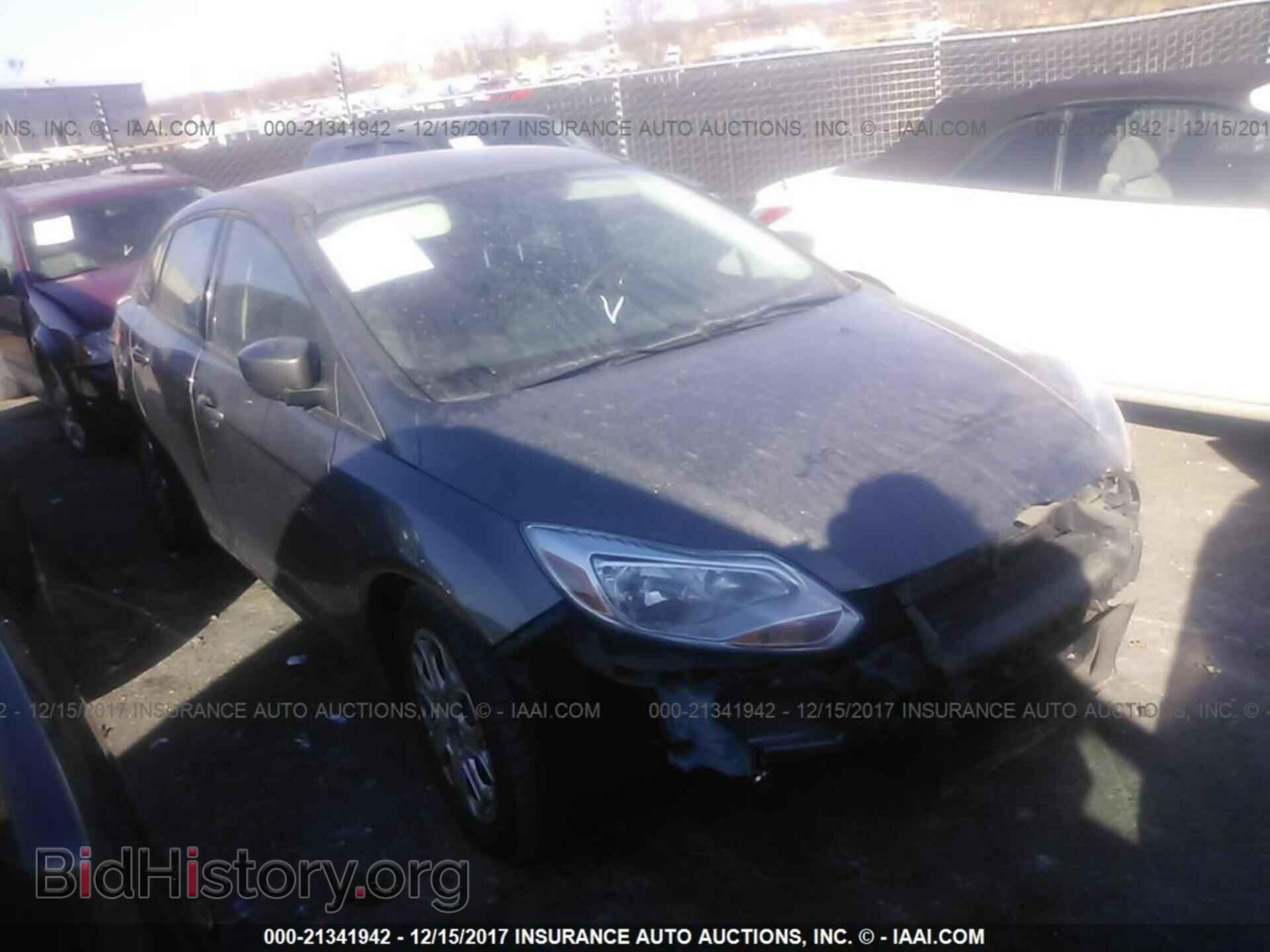 Photo 1FAHP3F22CL355401 - Ford Focus 2012
