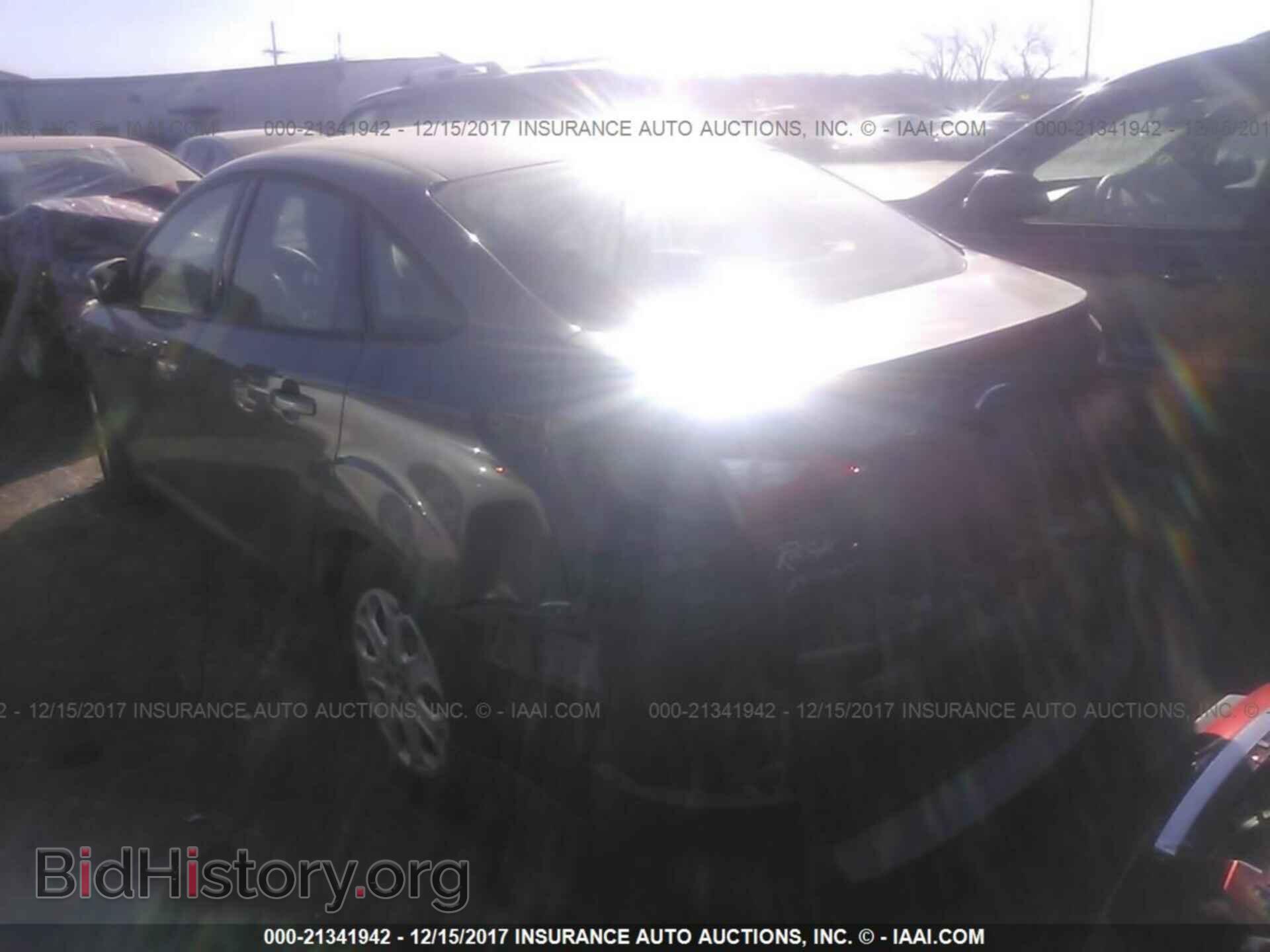 2012 Ford Focus - VIN: 1FAHP3F22CL355401 - Фото 3