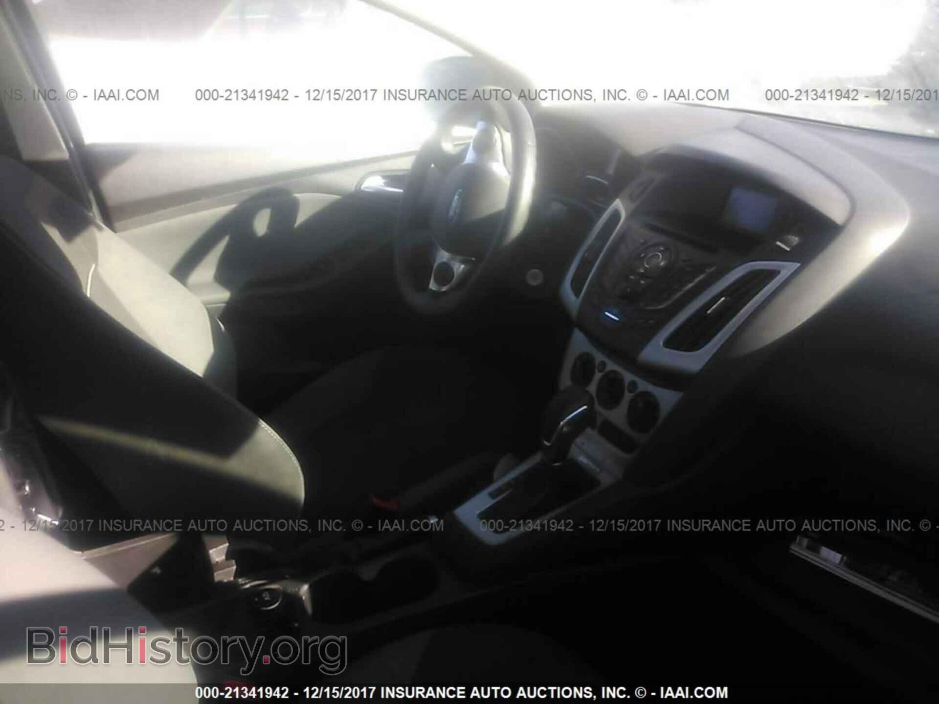 2012 Ford Focus - VIN: 1FAHP3F22CL355401 - Фото 5