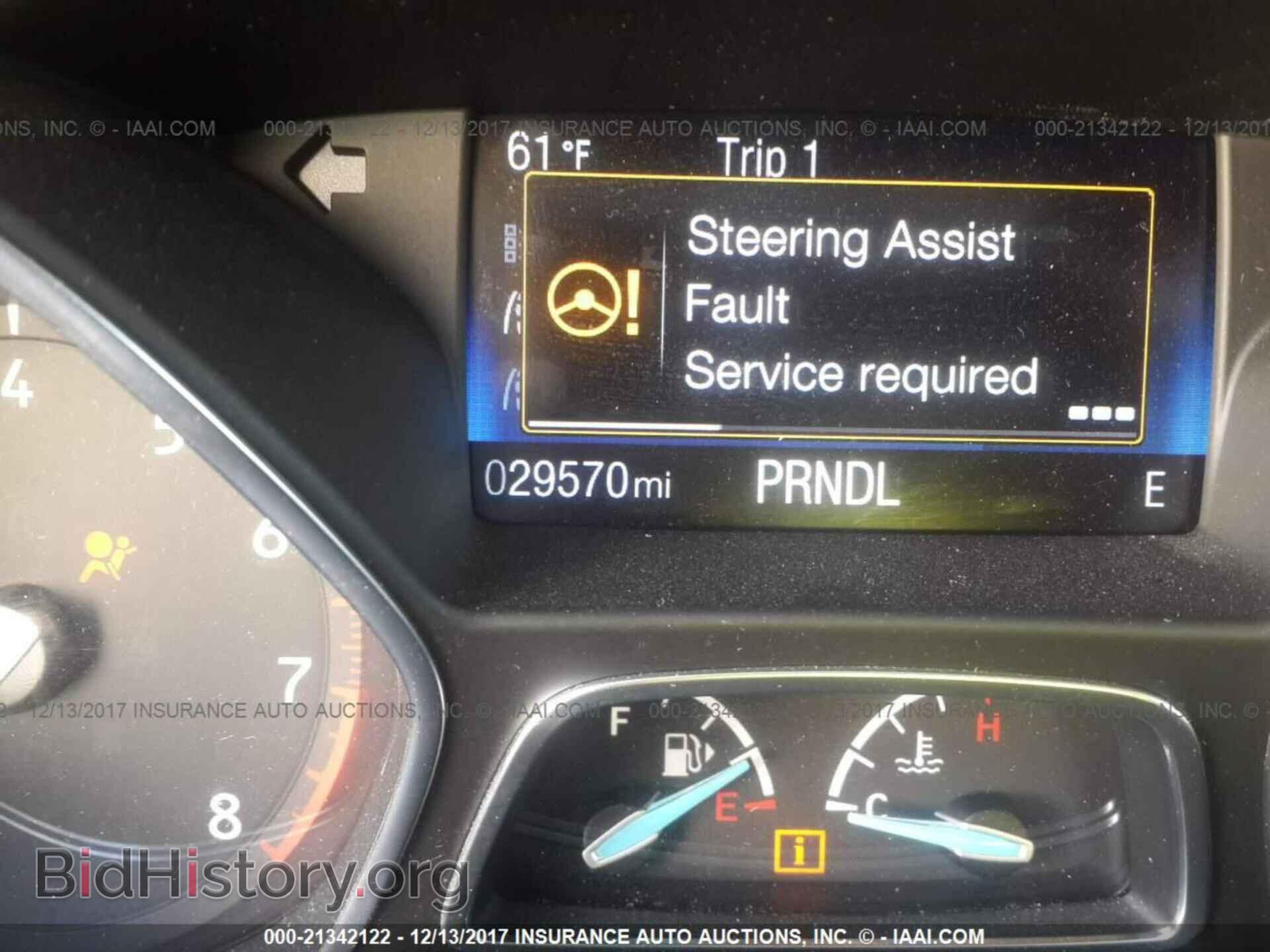 2016 Ford Focus - VIN: 1FADP3F29GL268650 - Photo 7