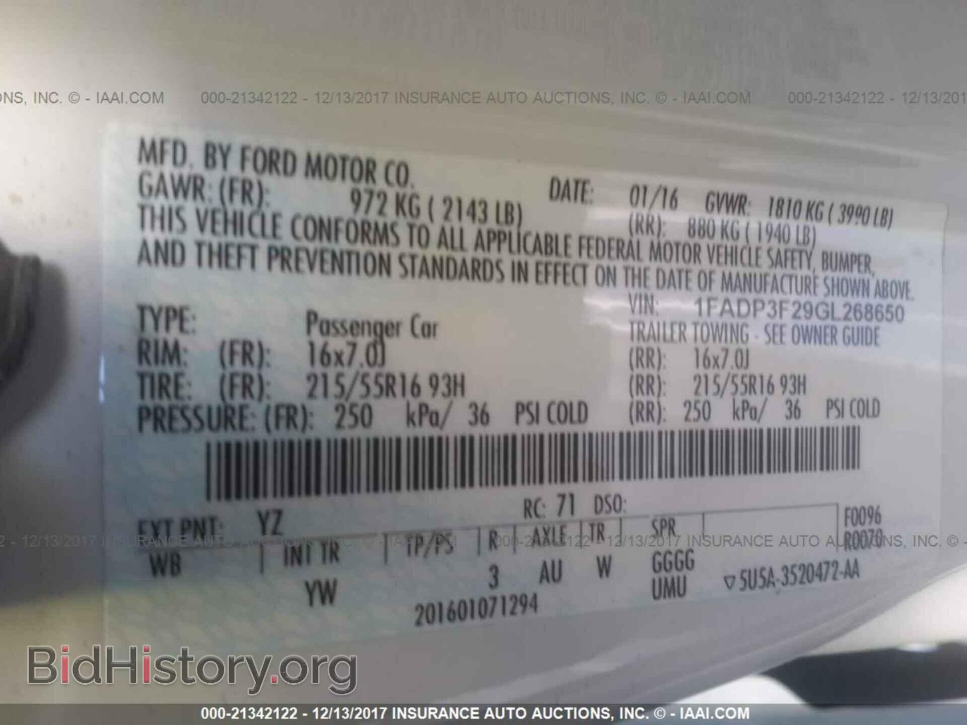 2016 Ford Focus - VIN: 1FADP3F29GL268650 - Photo 9
