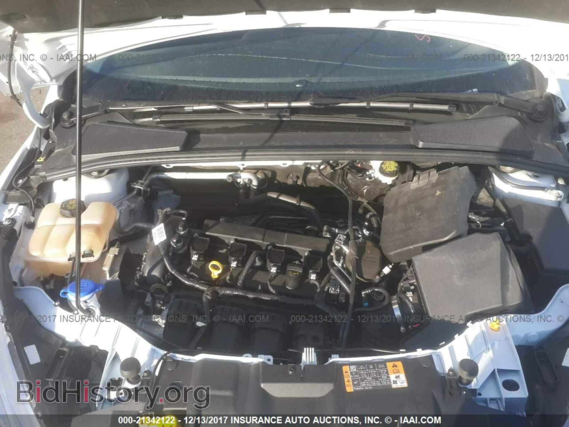2016 Ford Focus - VIN: 1FADP3F29GL268650 - Photo 10