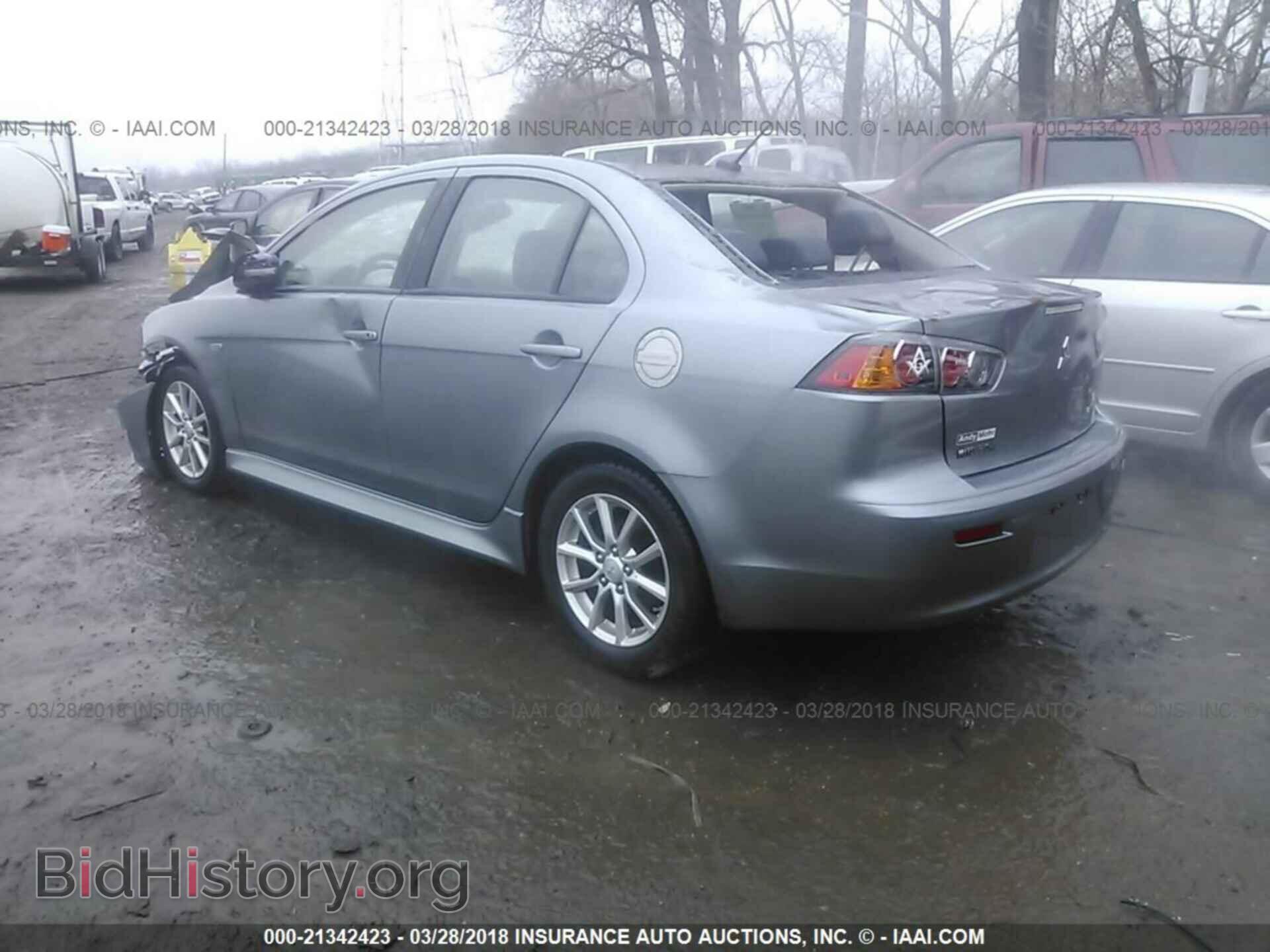 2015 Mitsubishi Lancer - VIN: JA32U2FU3FU015997 - Фото 3