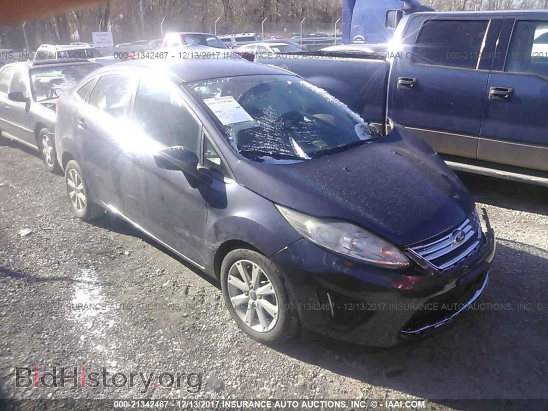 Photo 3FADP4BJ5CM111113 - Ford Fiesta 2012