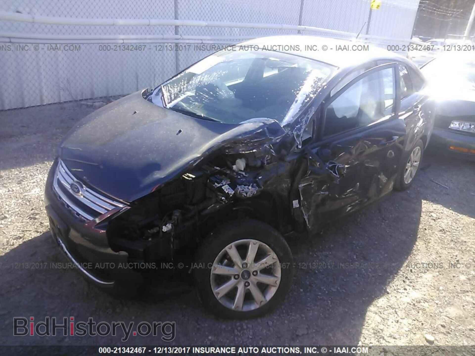 2012 Ford Fiesta - VIN: 3FADP4BJ5CM111113 - Фото 2