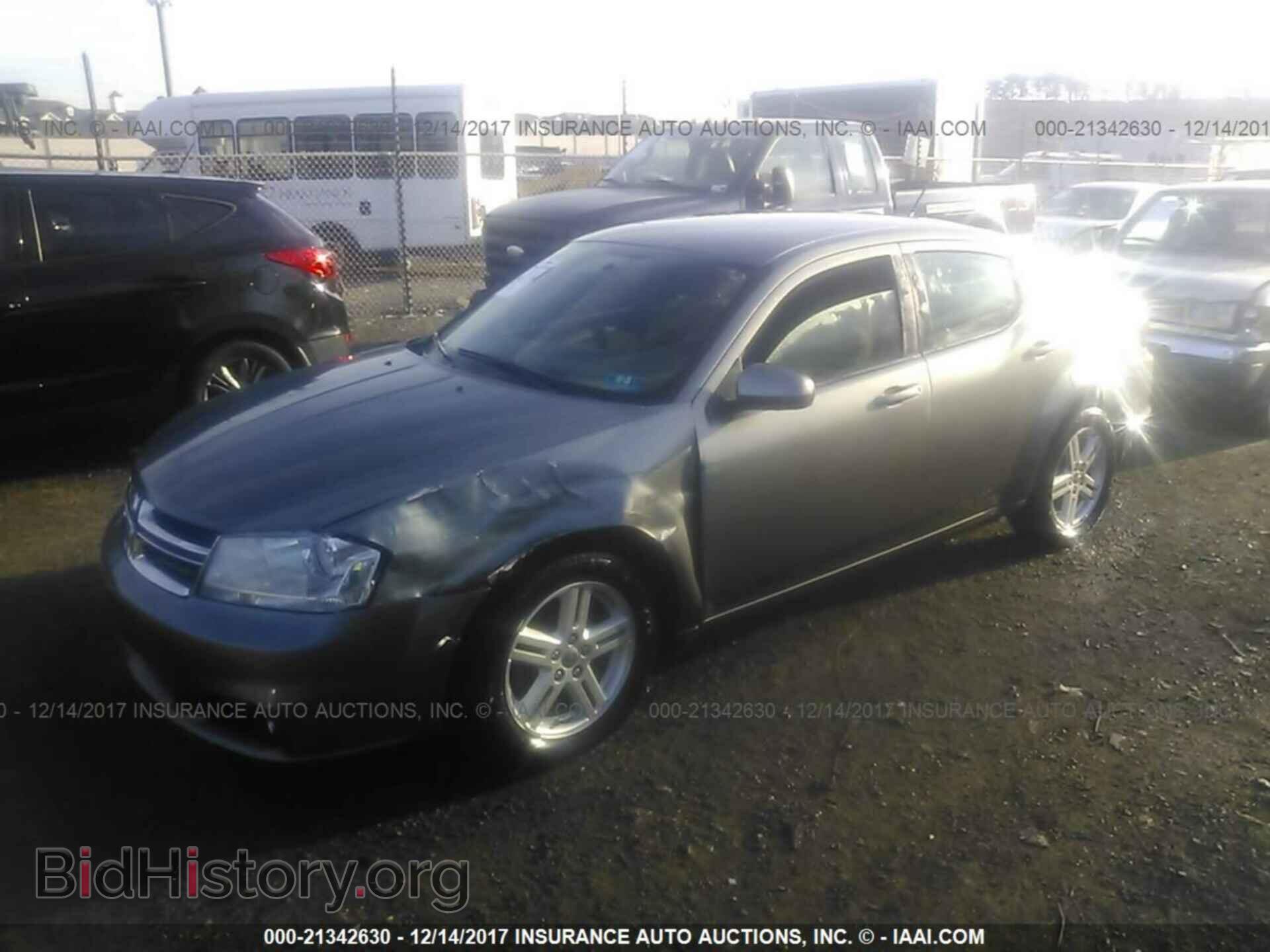 2013 Dodge Avenger - VIN: 1C3CDZCB9DN622967 - Фото 2