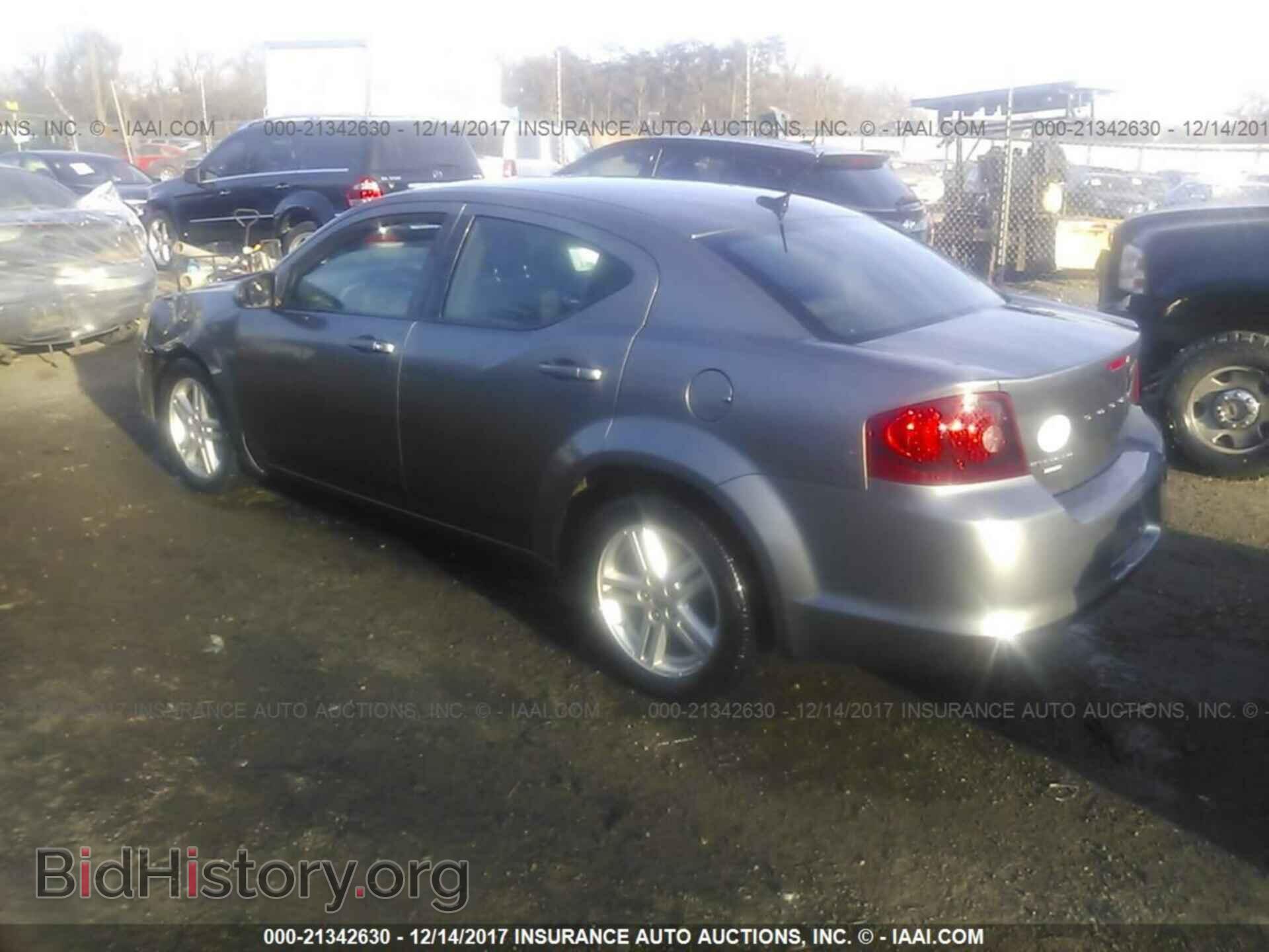 2013 Dodge Avenger - VIN: 1C3CDZCB9DN622967 - Фото 3
