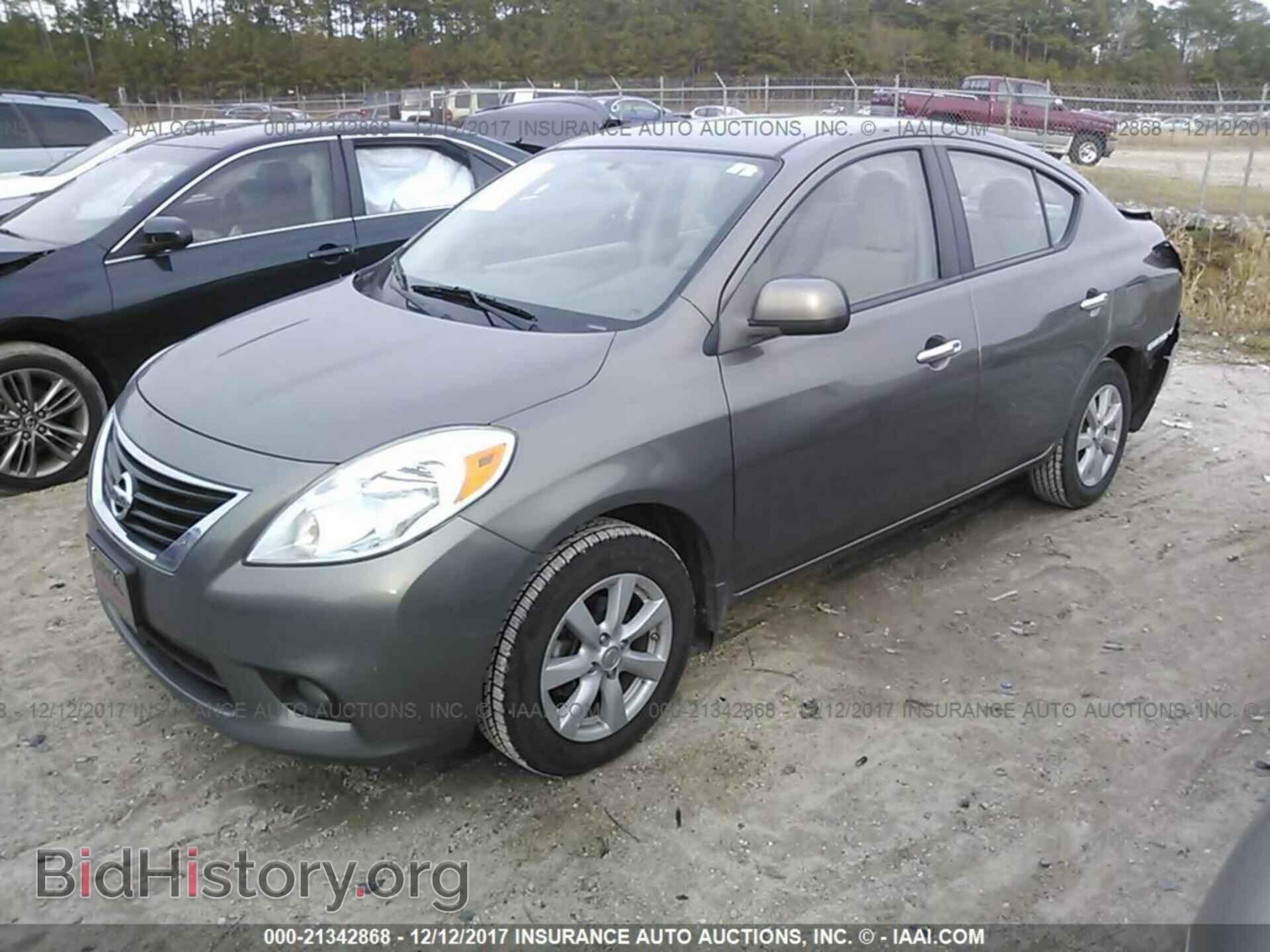 2012 Nissan Versa - VIN: 3N1CN7AP1CL859367 - Фото 2
