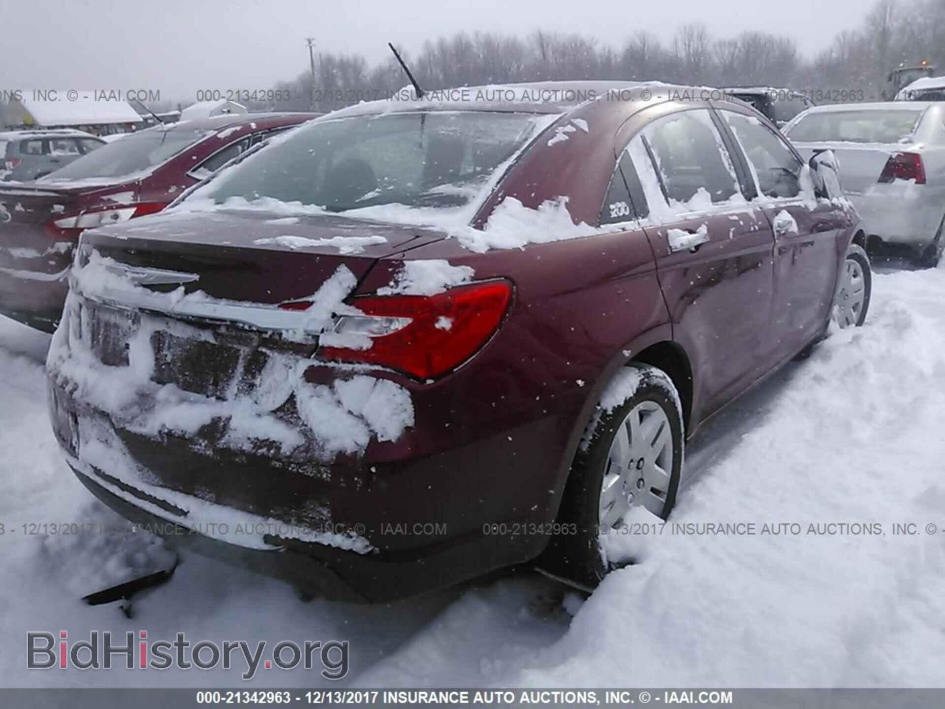 2013 Chrysler 200 - VIN: 1C3CCBAB0DN583148 - Фото 4