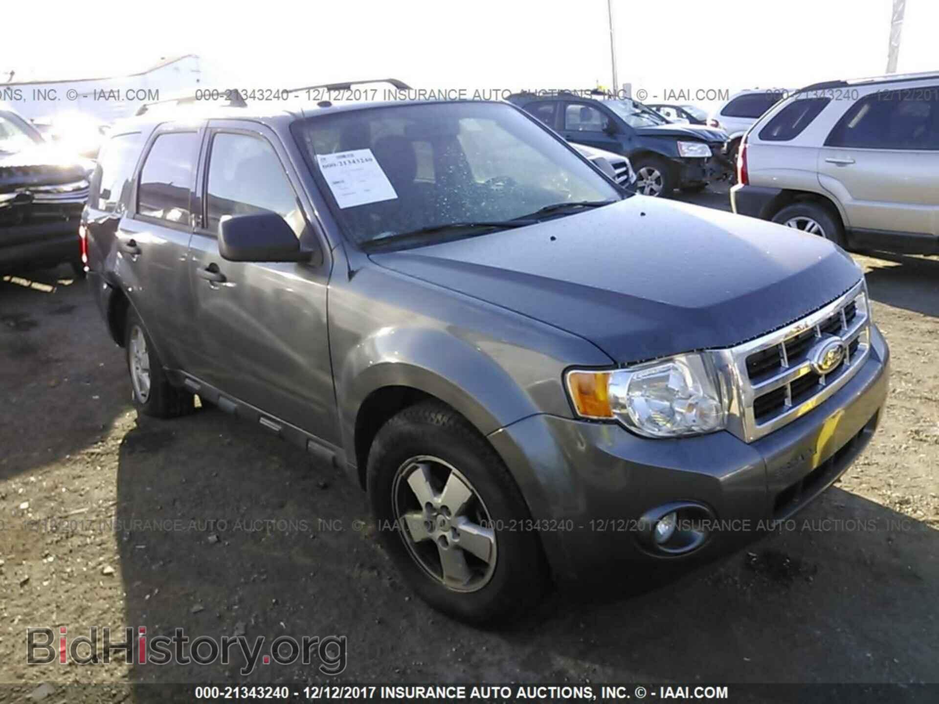 Photo 1FMCU0D79BKA43005 - Ford Escape 2011
