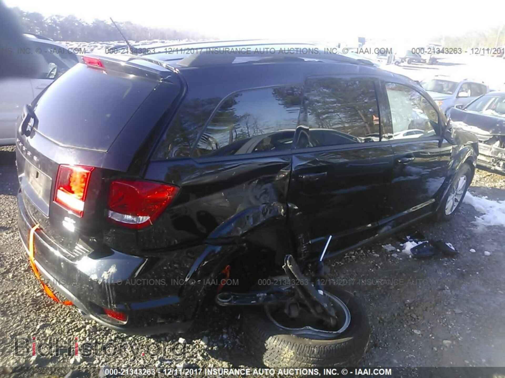 2016 Dodge Journey - VIN: 3C4PDCBG9GT216814 - Фото 4