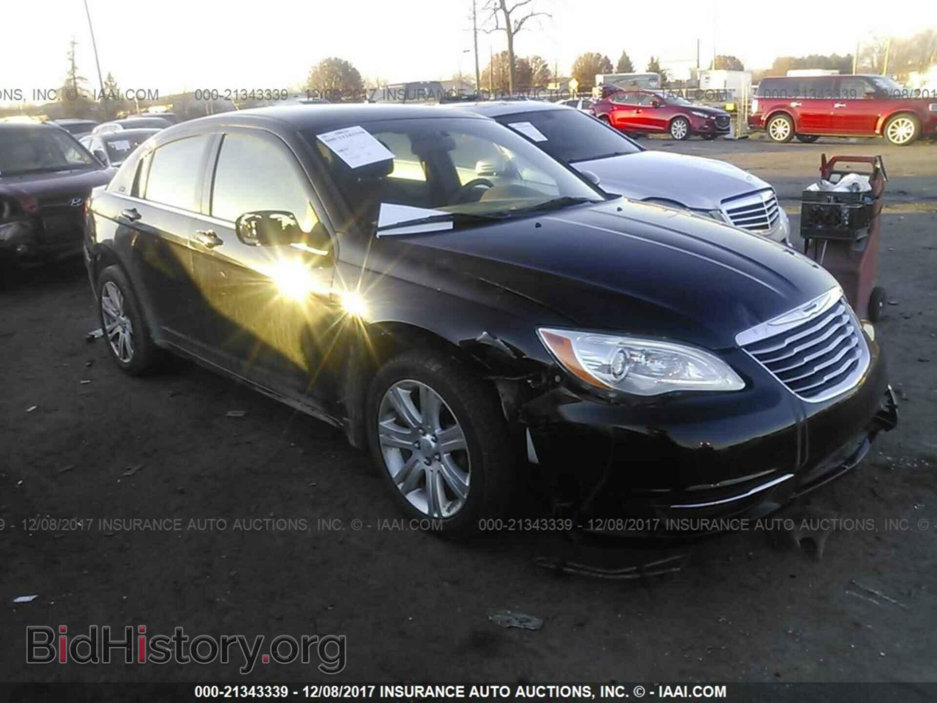 Photo 1C3BC1FBXBN623702 - Chrysler 200 2011
