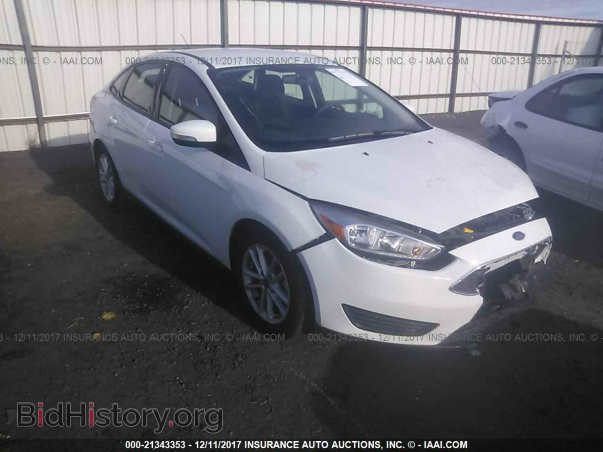 Photo 1FADP3F29HL286132 - Ford Focus 2017