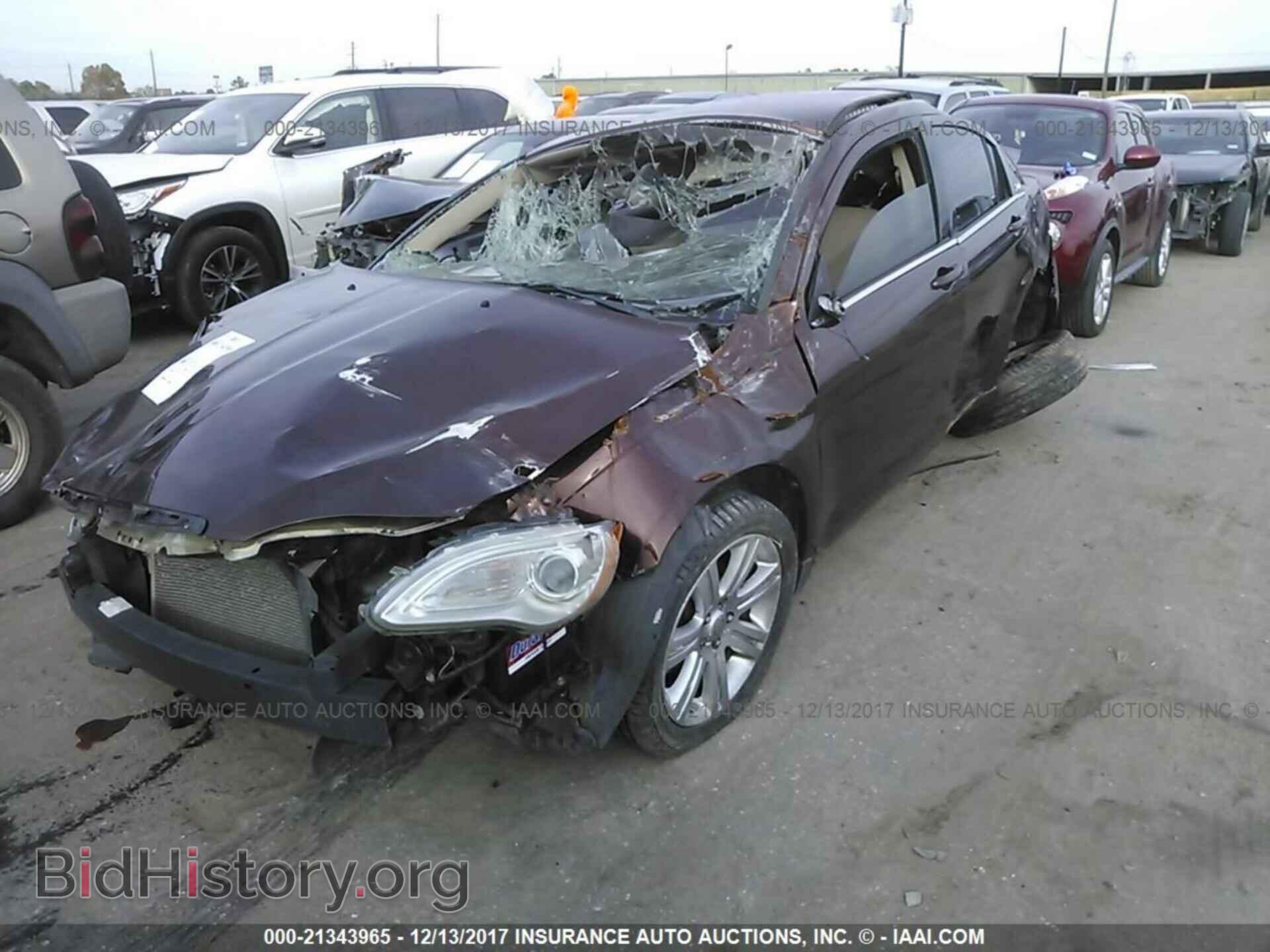2012 Chrysler 200 - VIN: 1C3CCBBB1CN236618 - Фото 2