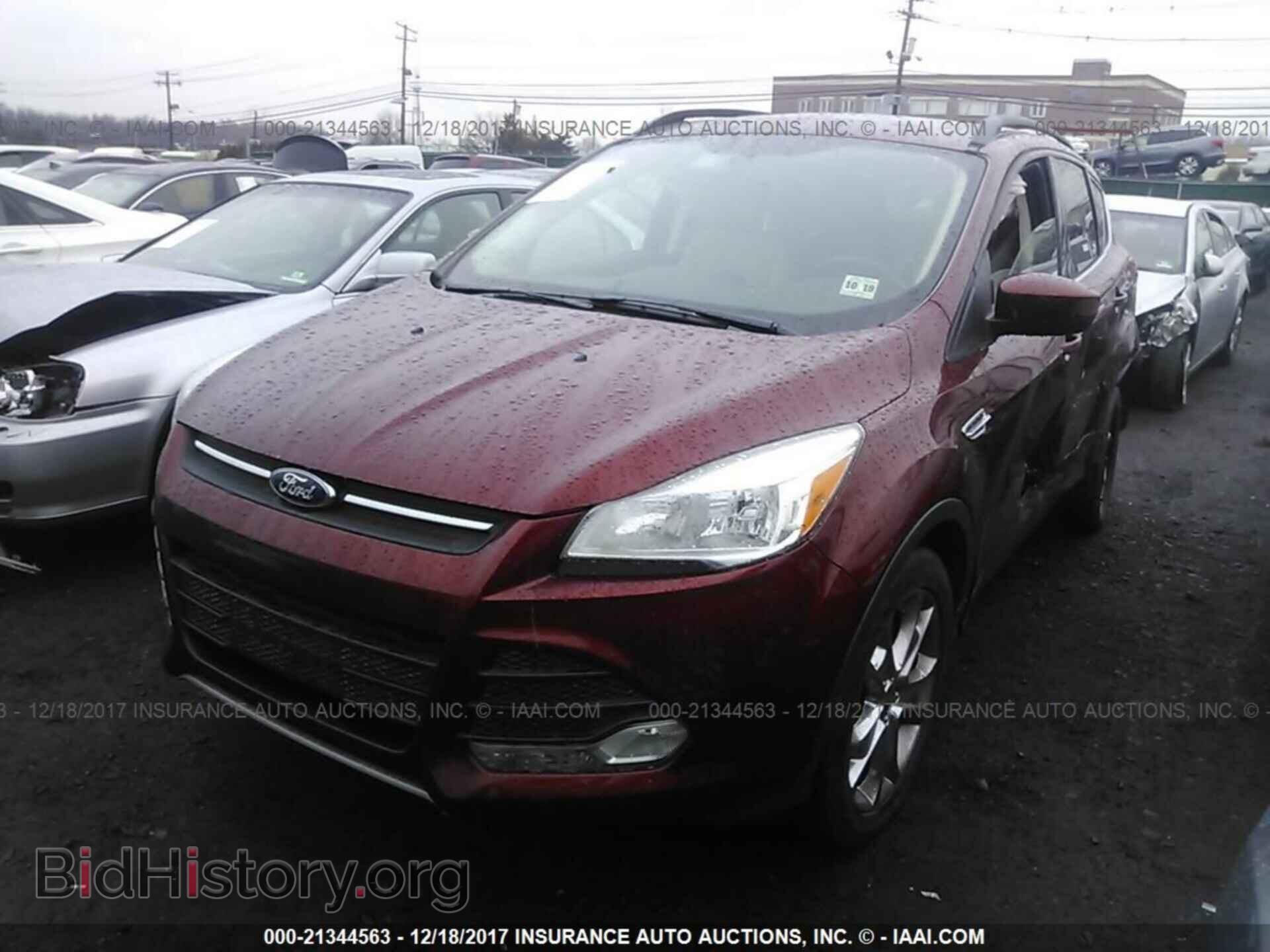 2014 Ford Escape - VIN: 1FMCU9GX9EUB75352 - Photo 2