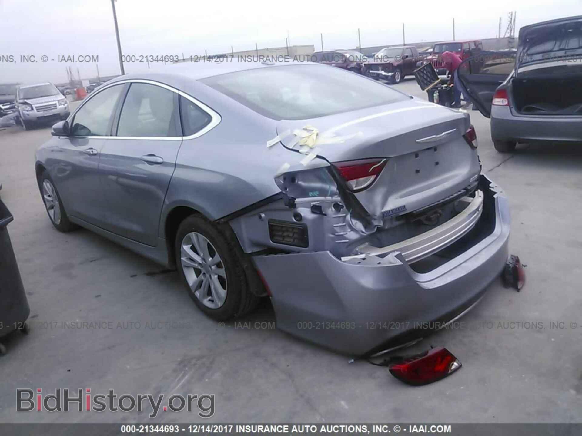 2016 Chrysler 200 - VIN: 1C3CCCAG6GN104432 - Фото 3