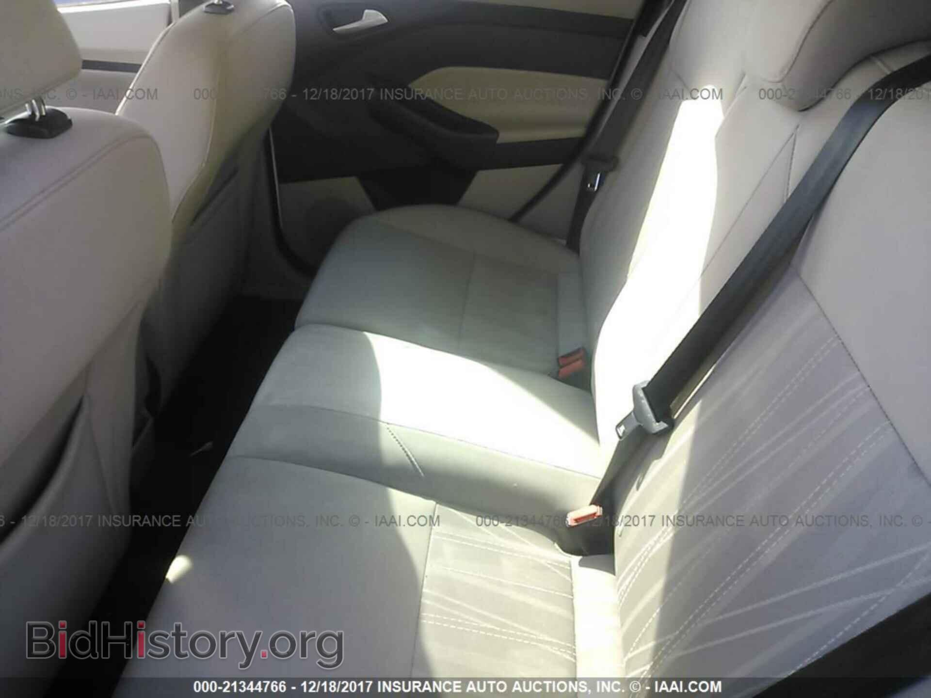 2015 Ford Focus - VIN: 1FADP3K25FL327018 - Photo 8