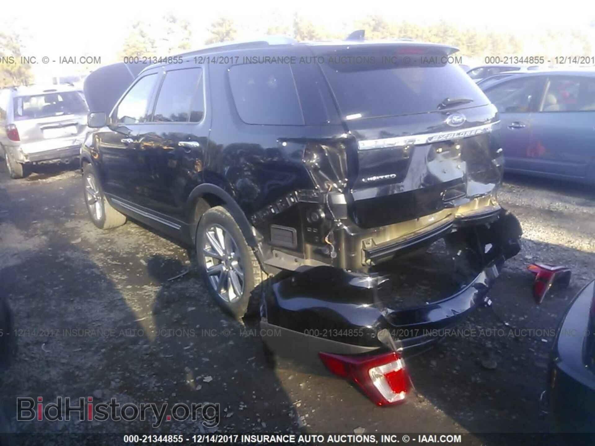 2017 Ford Explorer - VIN: 1FM5K8F82HGC93314 - Фото 3