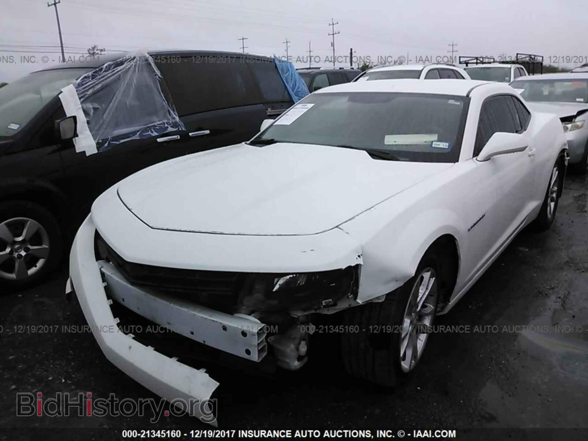 2014 Chevrolet Camaro - VIN: 2G1FA1E35E9313695 - Фото 2