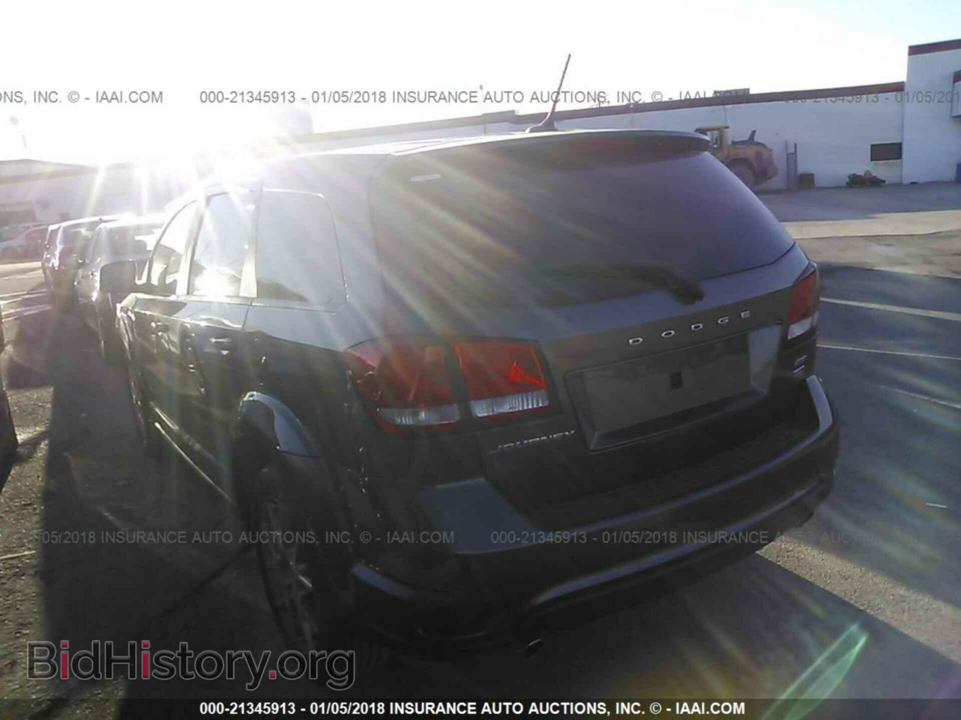 2017 Dodge Journey - VIN: 3C4PDCEGXHT625546 - Фото 3
