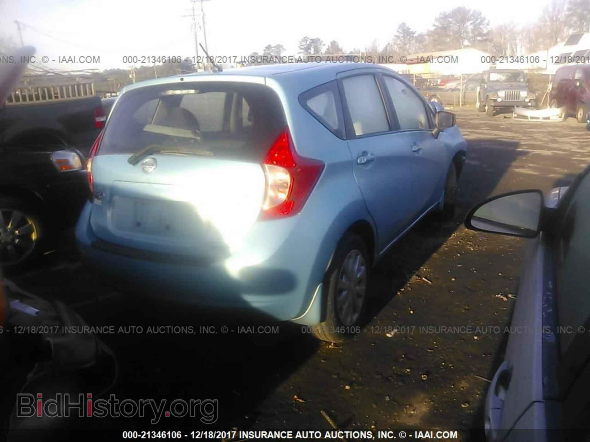 2015 Nissan Versa note - VIN: 3N1CE2CP9FL440042 - Photo 4