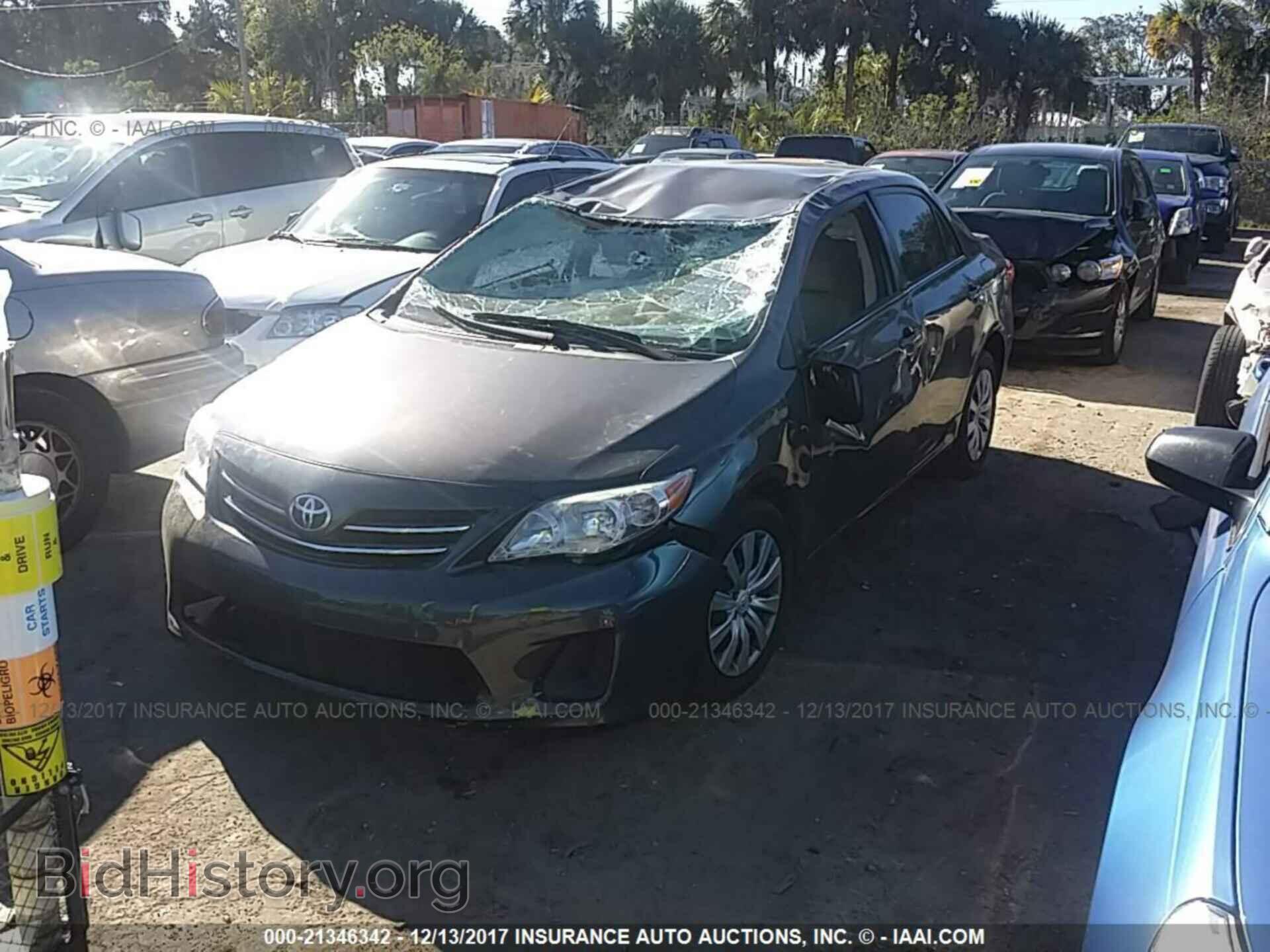 2013 Toyota Corolla - VIN: 5YFBU4EE3DP151404 - Фото 2