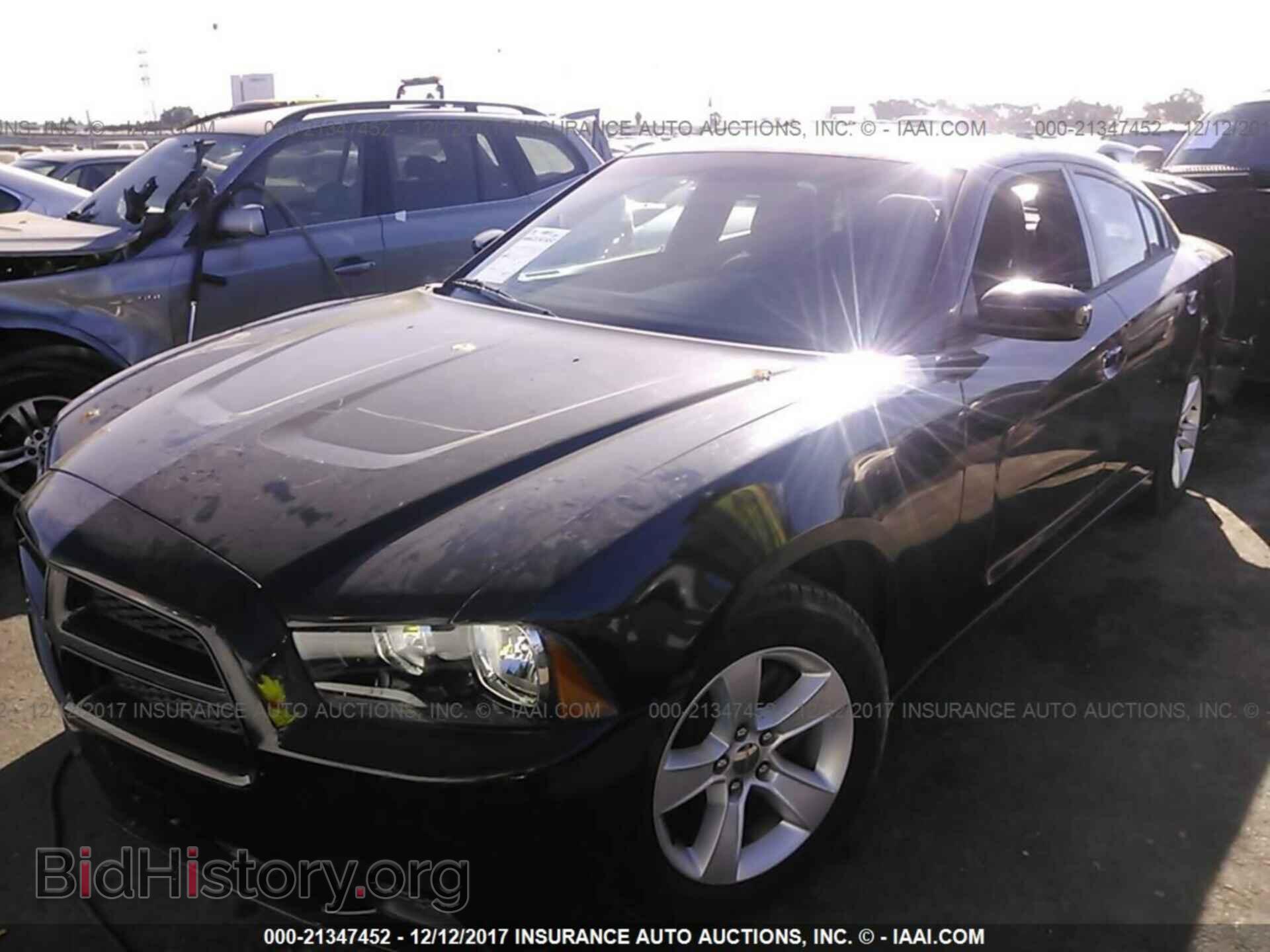 2011 Dodge Charger - VIN: 2B3CL3CG8BH525905 - Фото 2
