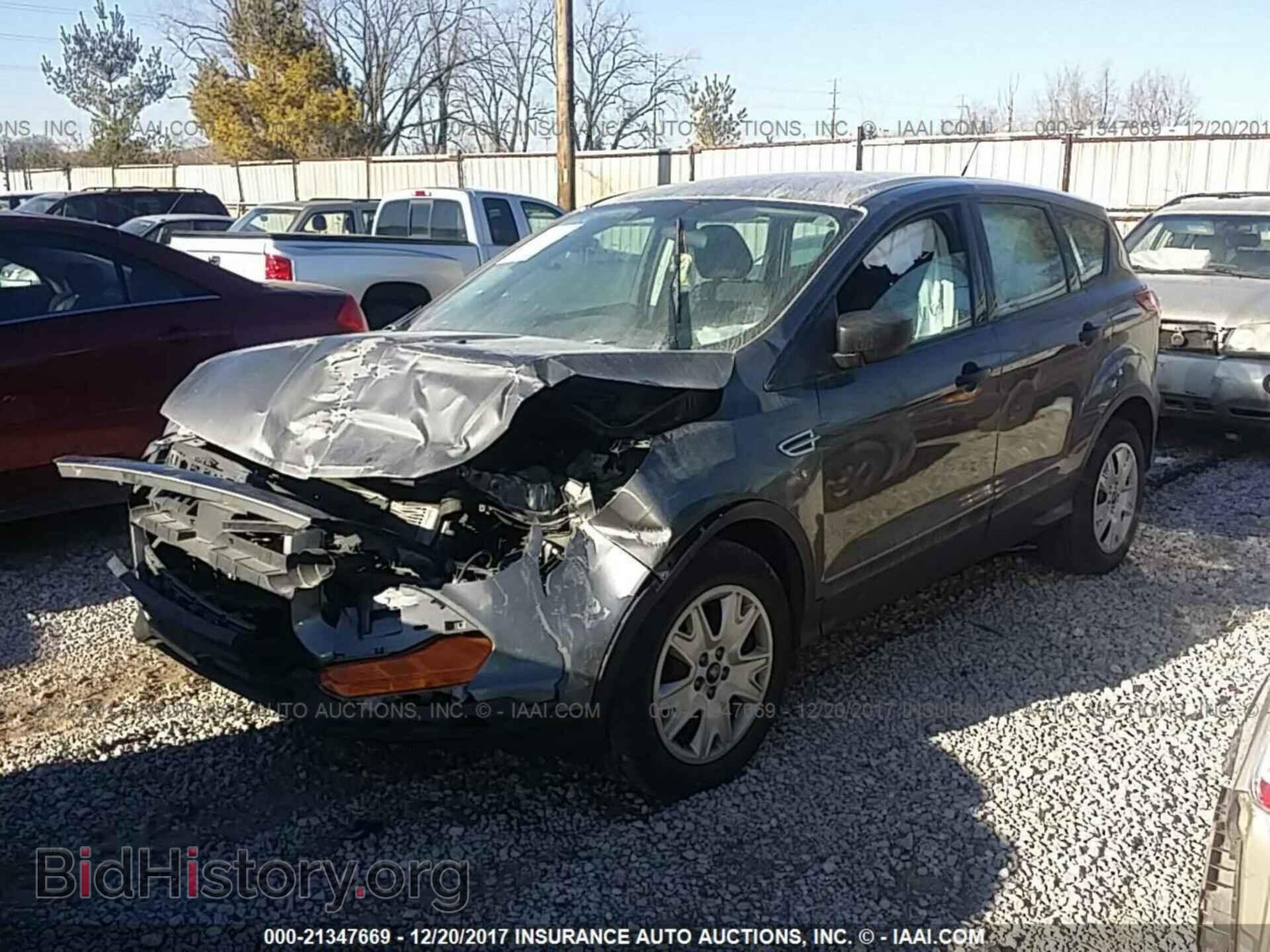 2014 Ford Escape - VIN: 1FMCU0F75EUB58934 - Photo 2