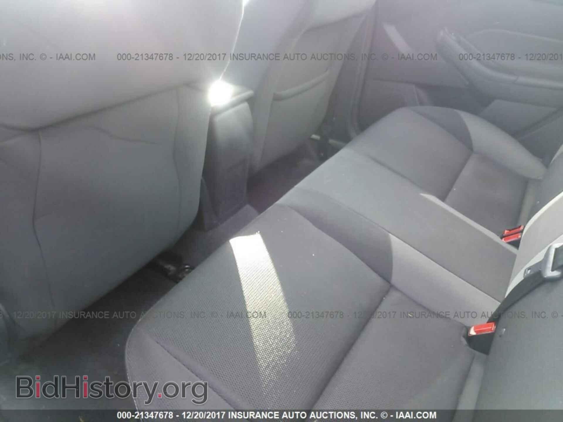 2012 Ford Focus - VIN: 1FAHP3F24CL124354 - Photo 8