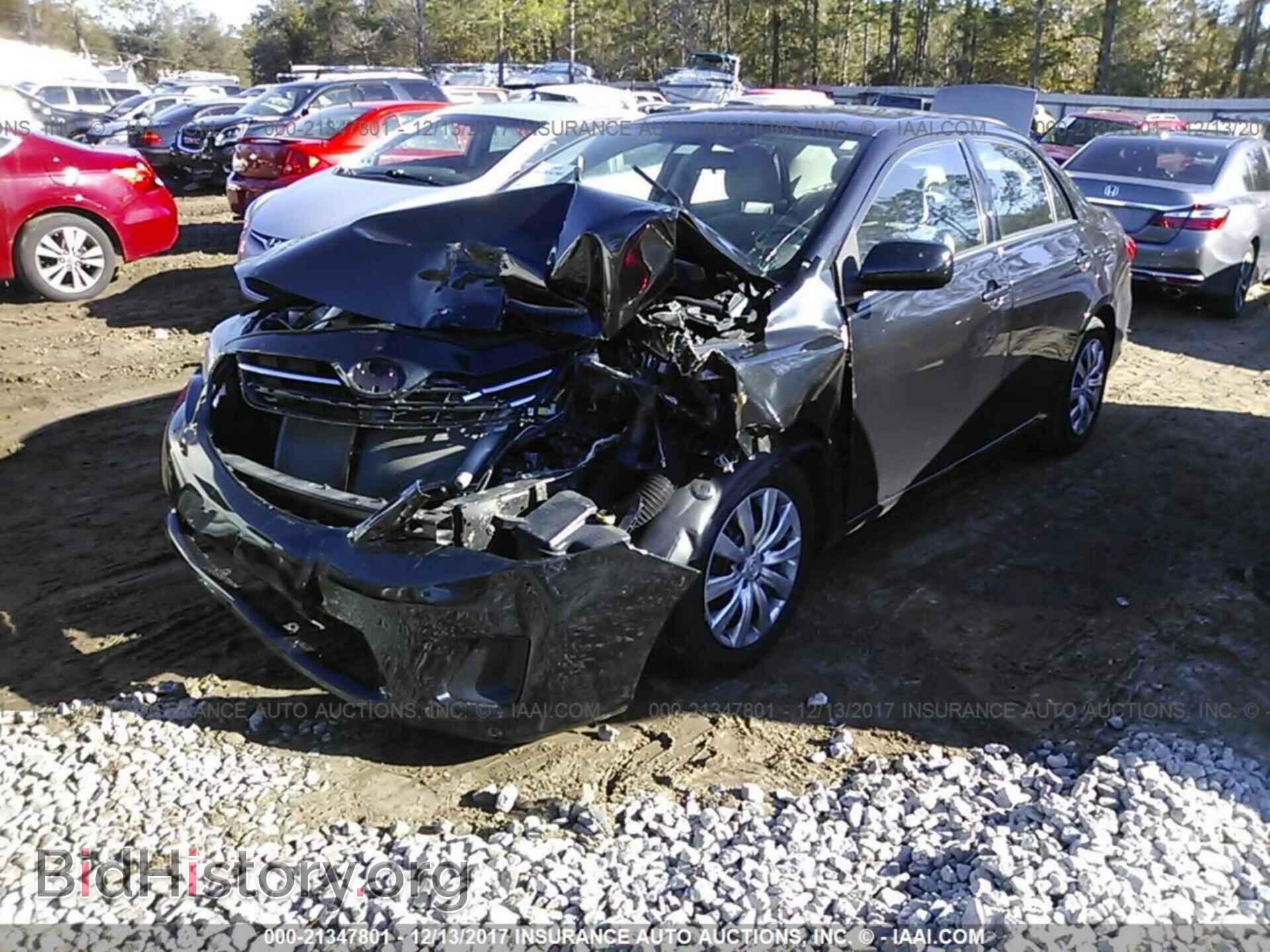 2013 Toyota Corolla - VIN: 2T1BU4EE2DC080499 - Фото 2