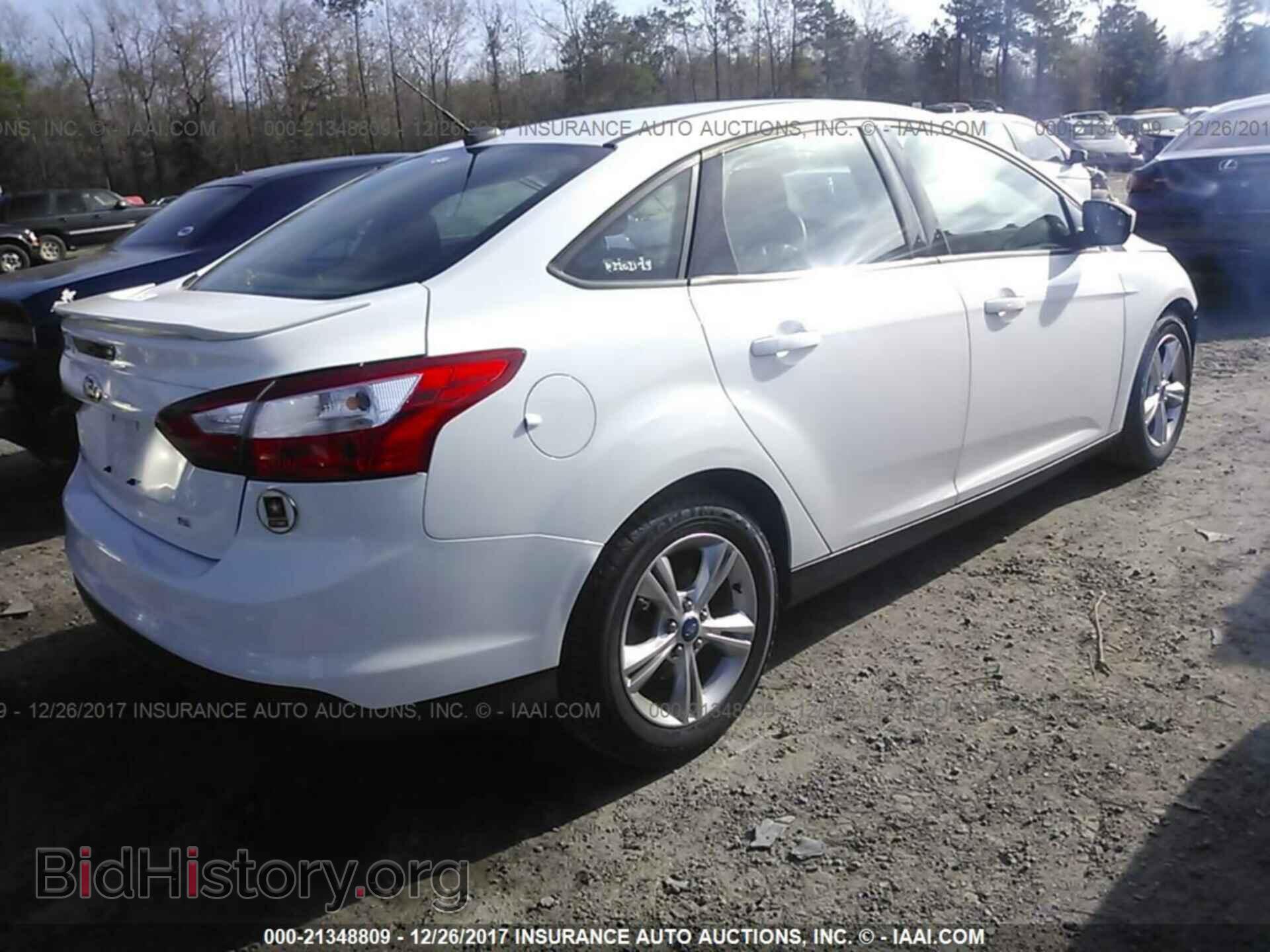 2012 Ford Focus - VIN: 1FAHP3F20CL246712 - Photo 4