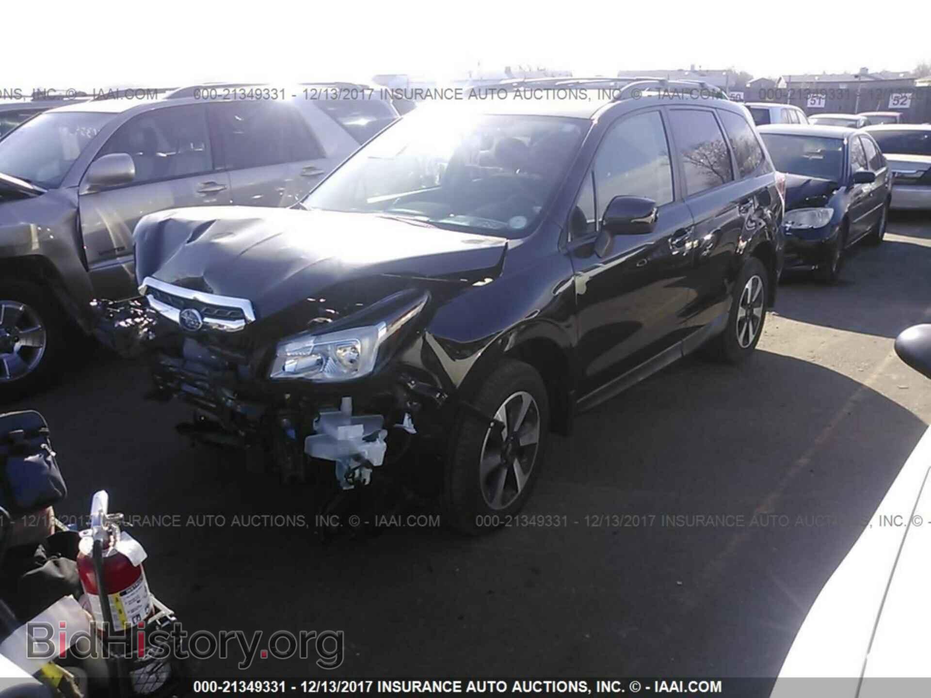 2017 Subaru Forester - VIN: JF2SJAGC8HH537015 - Photo 2
