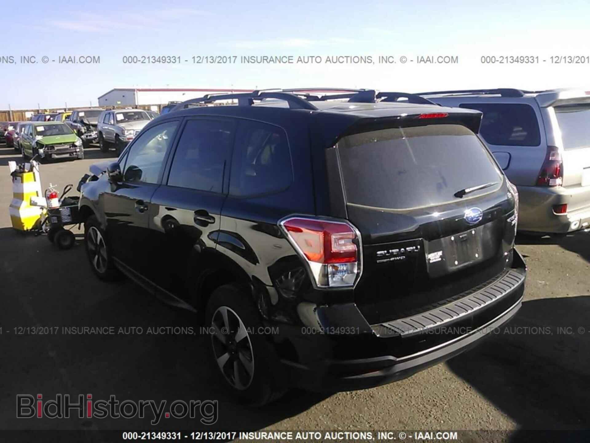 2017 Subaru Forester - VIN: JF2SJAGC8HH537015 - Photo 3