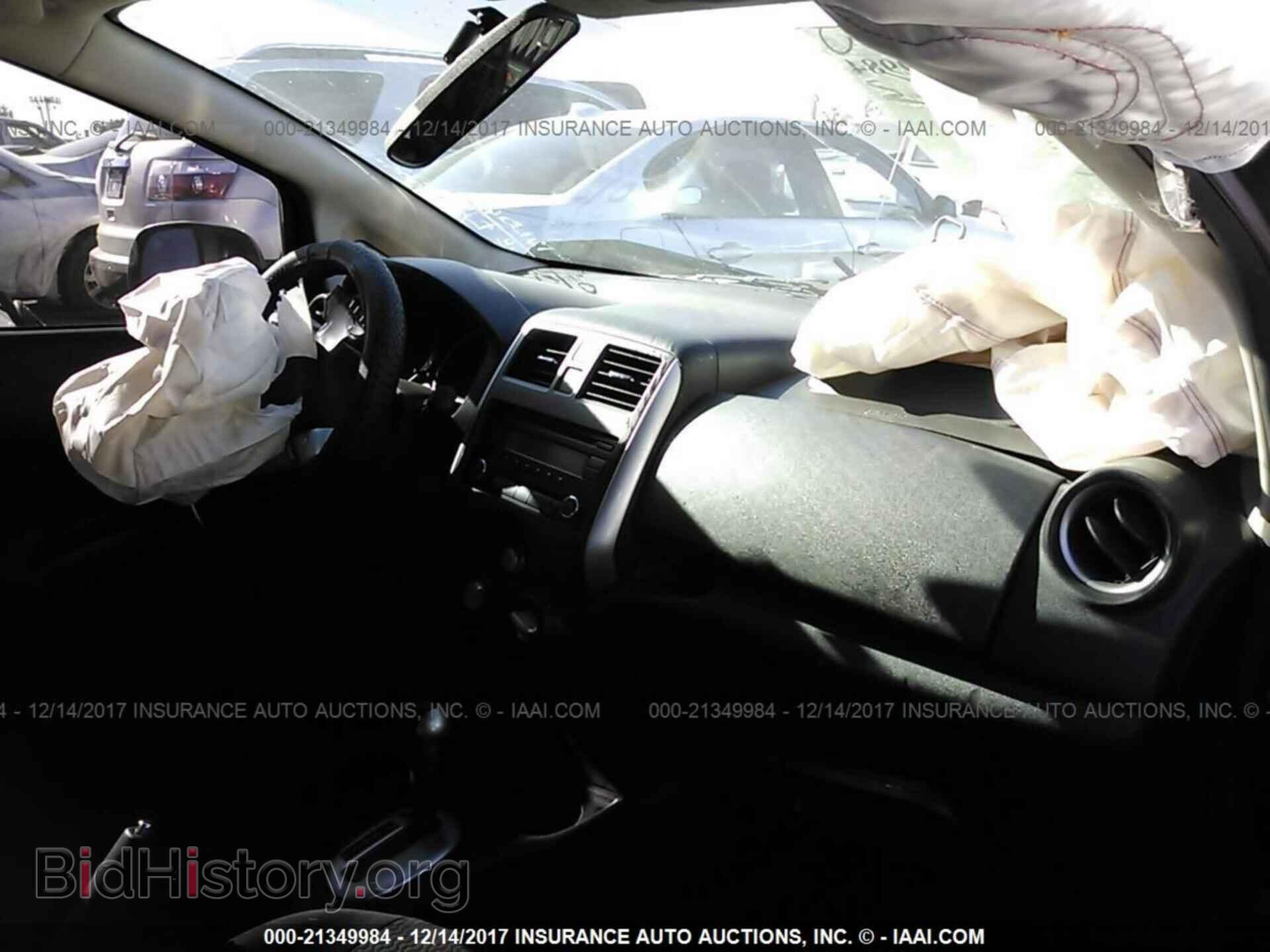 2014 Nissan Versa note - VIN: 3N1CE2CP2EL420357 - Фото 5
