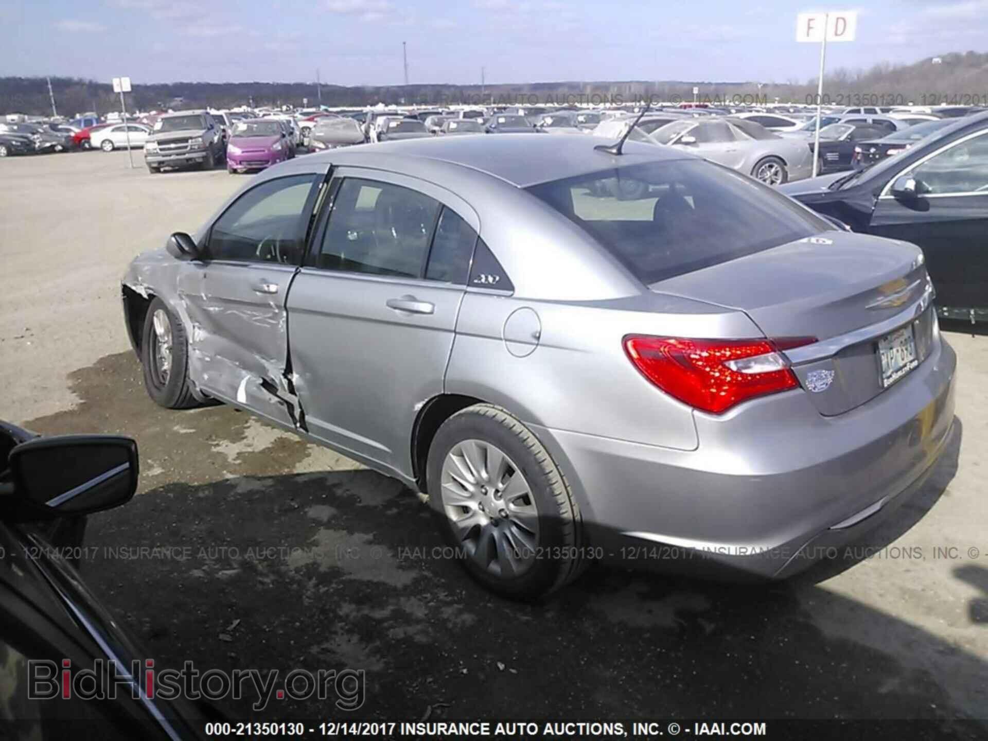 2013 Chrysler 200 - VIN: 1C3CCBAB5DN641318 - Фото 3