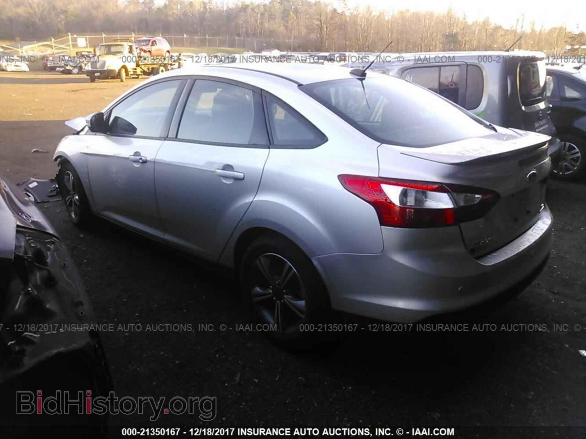 2014 Ford Focus - VIN: 1FADP3F26EL435611 - Photo 3