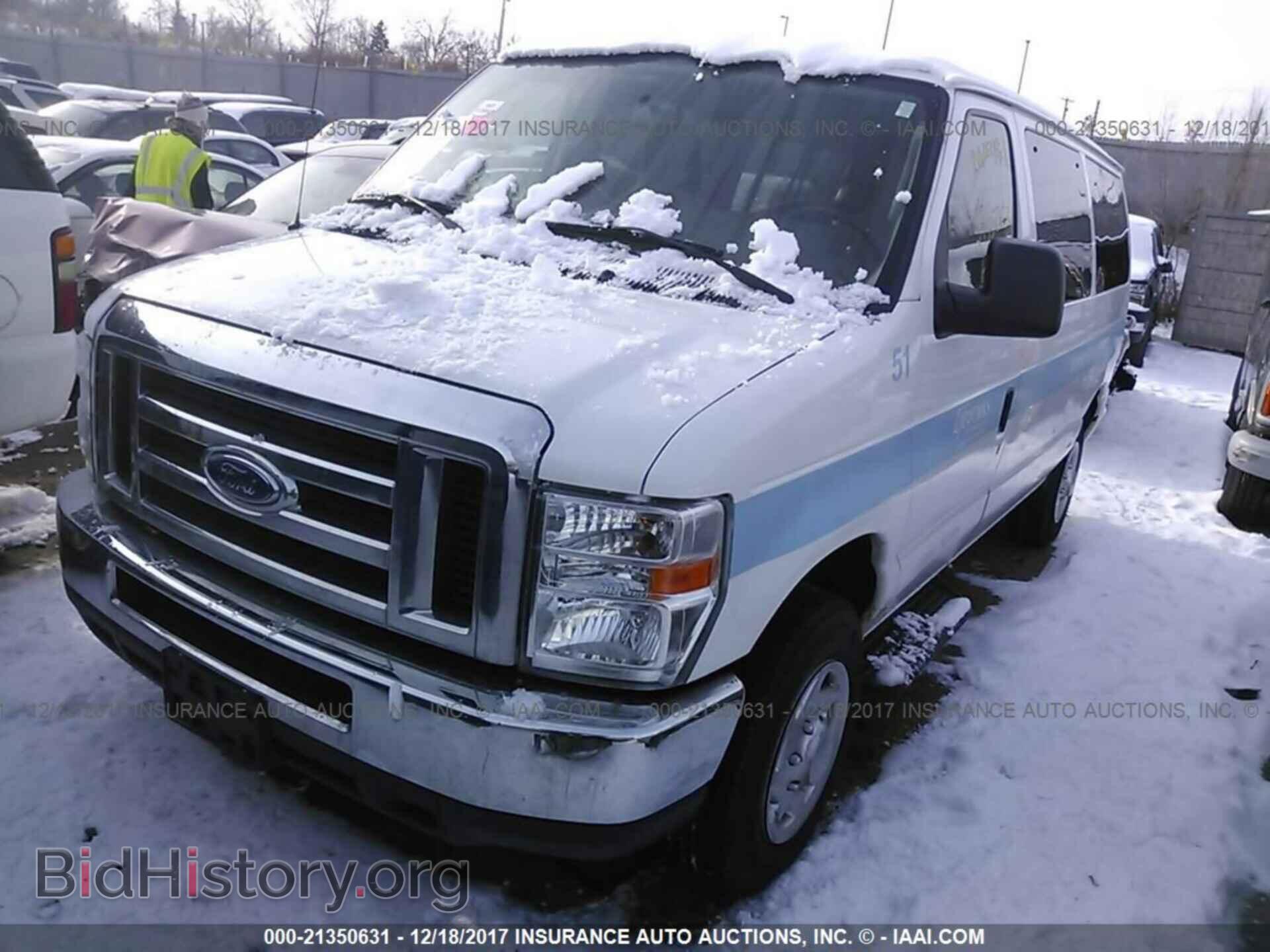 2012 Ford Econoline - VIN: 1FBNE3BLXCDA90260 - Фото 2