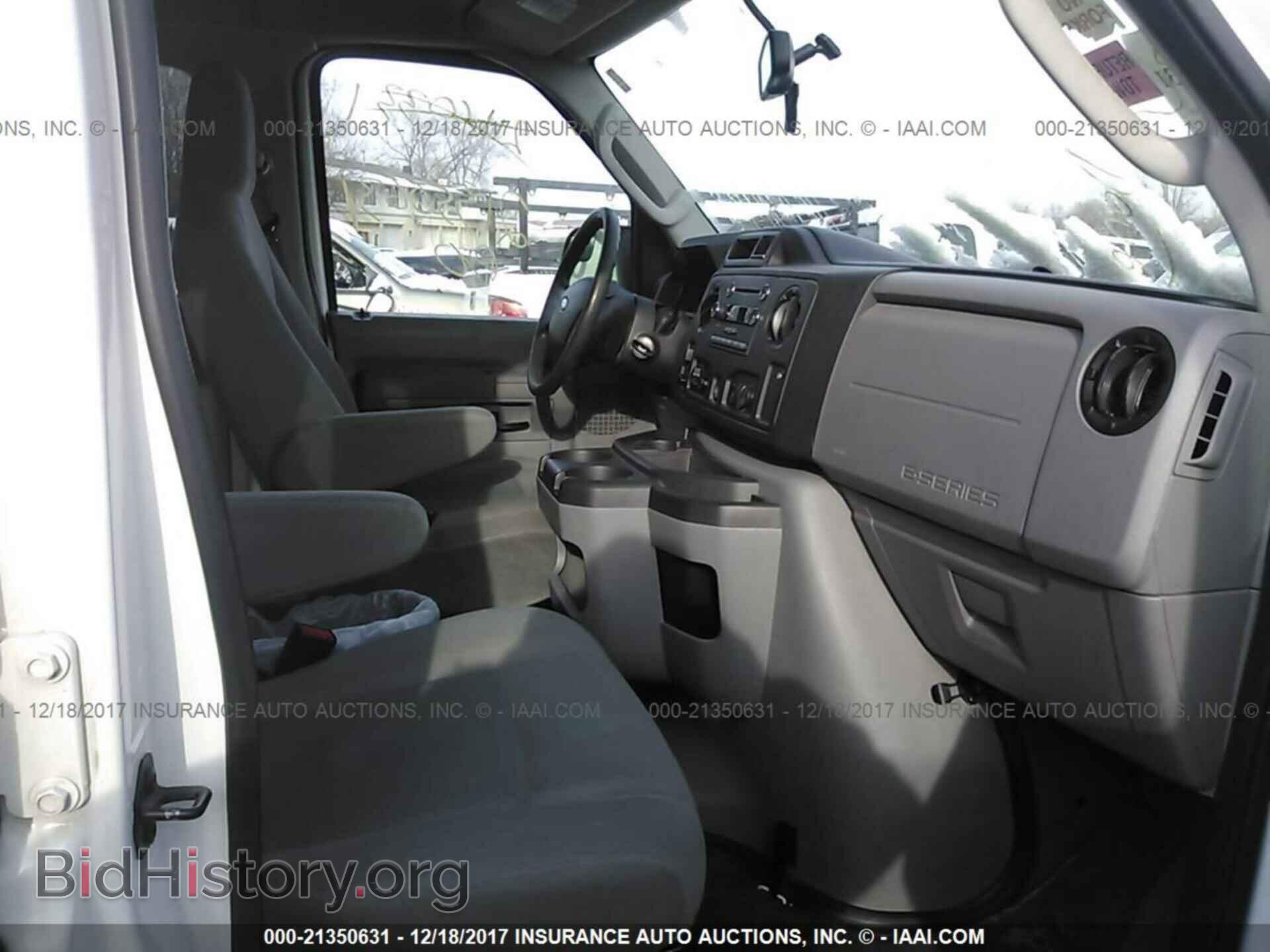 2012 Ford Econoline - VIN: 1FBNE3BLXCDA90260 - Фото 5