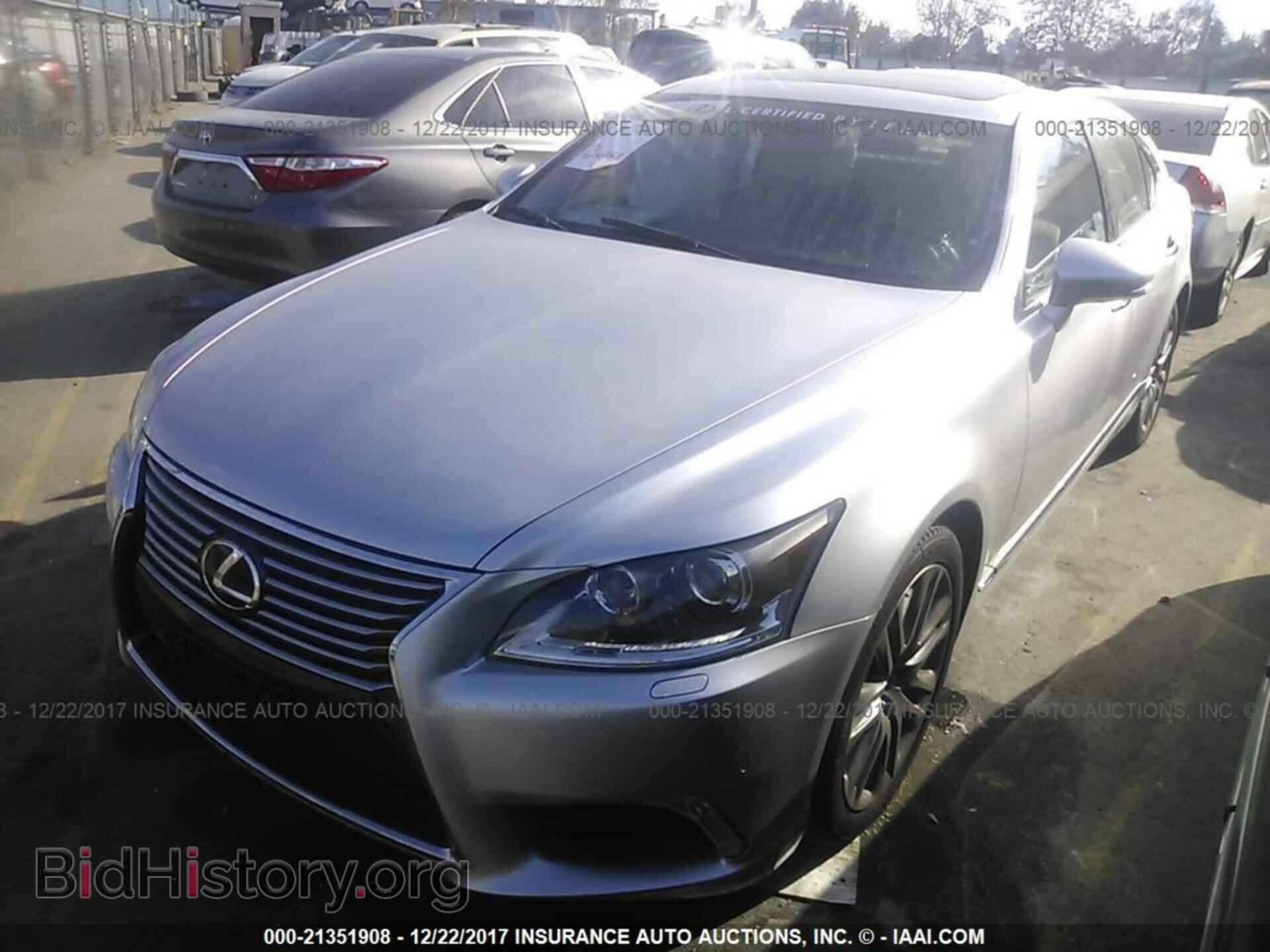 2014 Lexus Ls - VIN: JTHBL5EF3E5131541 - Фото 2