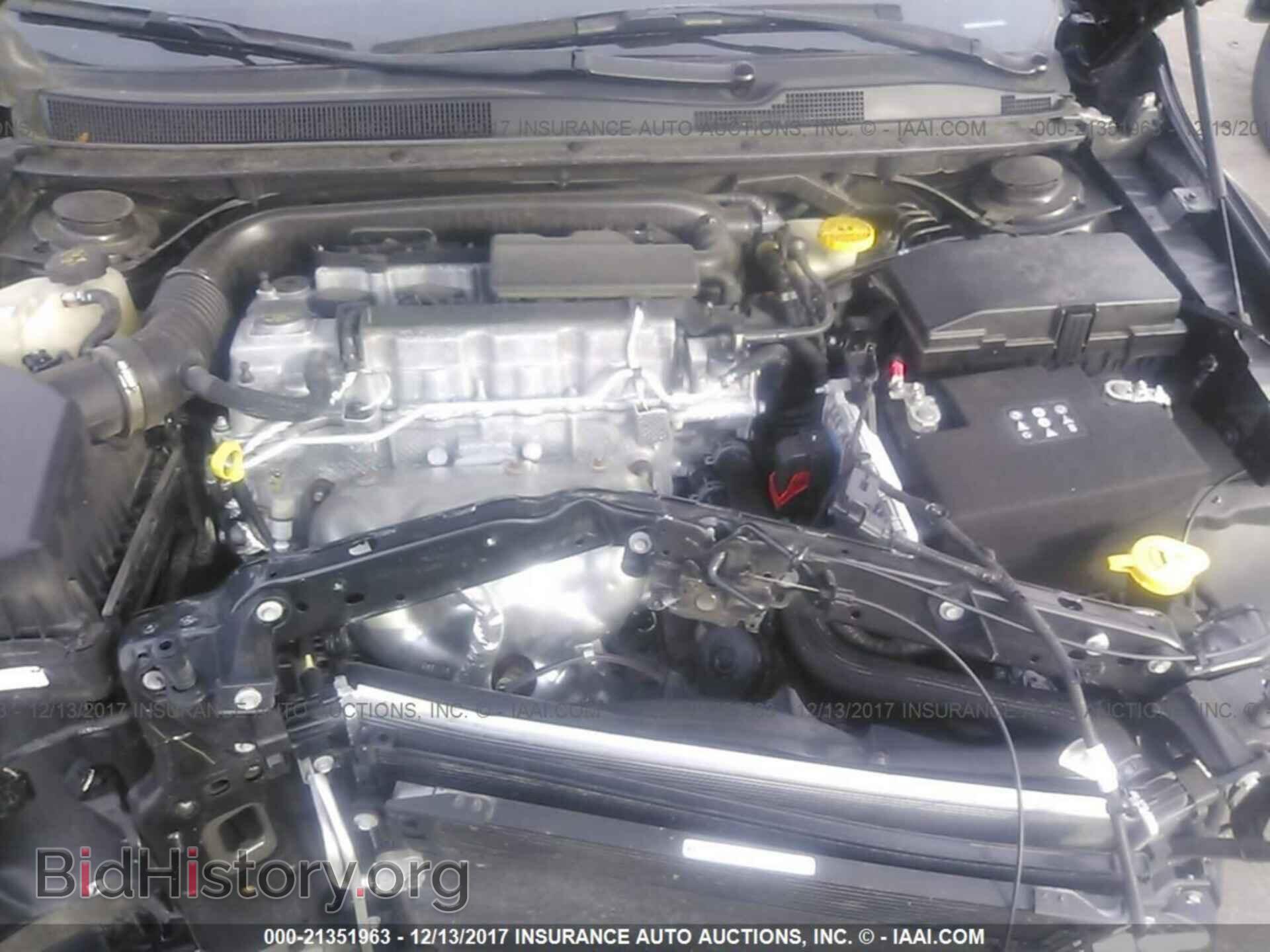 2015 Chrysler 200 - VIN: 1C3CCCFB8FN705918 - Photo 10