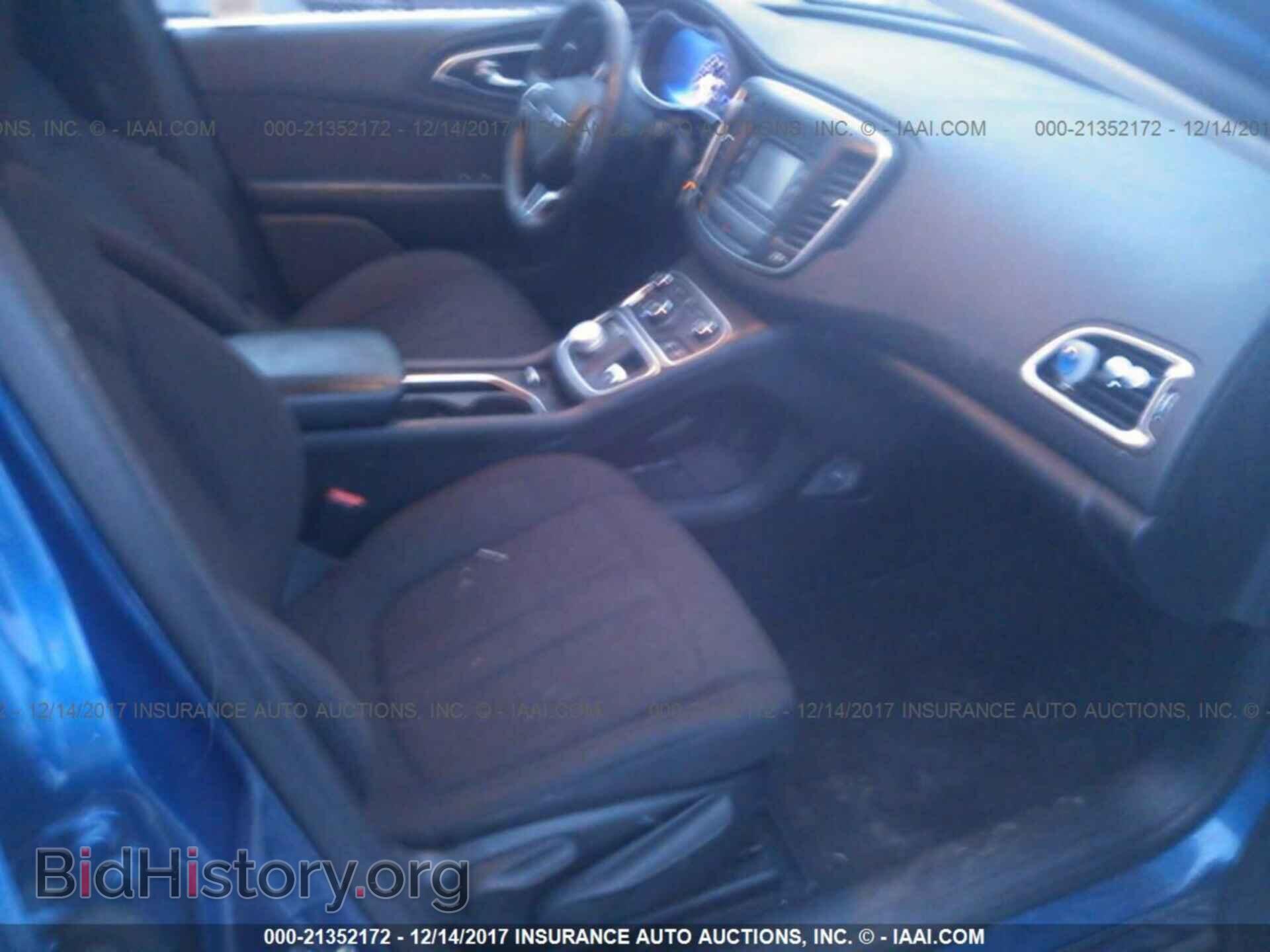 2015 Chrysler 200 - VIN: 1C3CCCAB4FN639858 - Photo 5