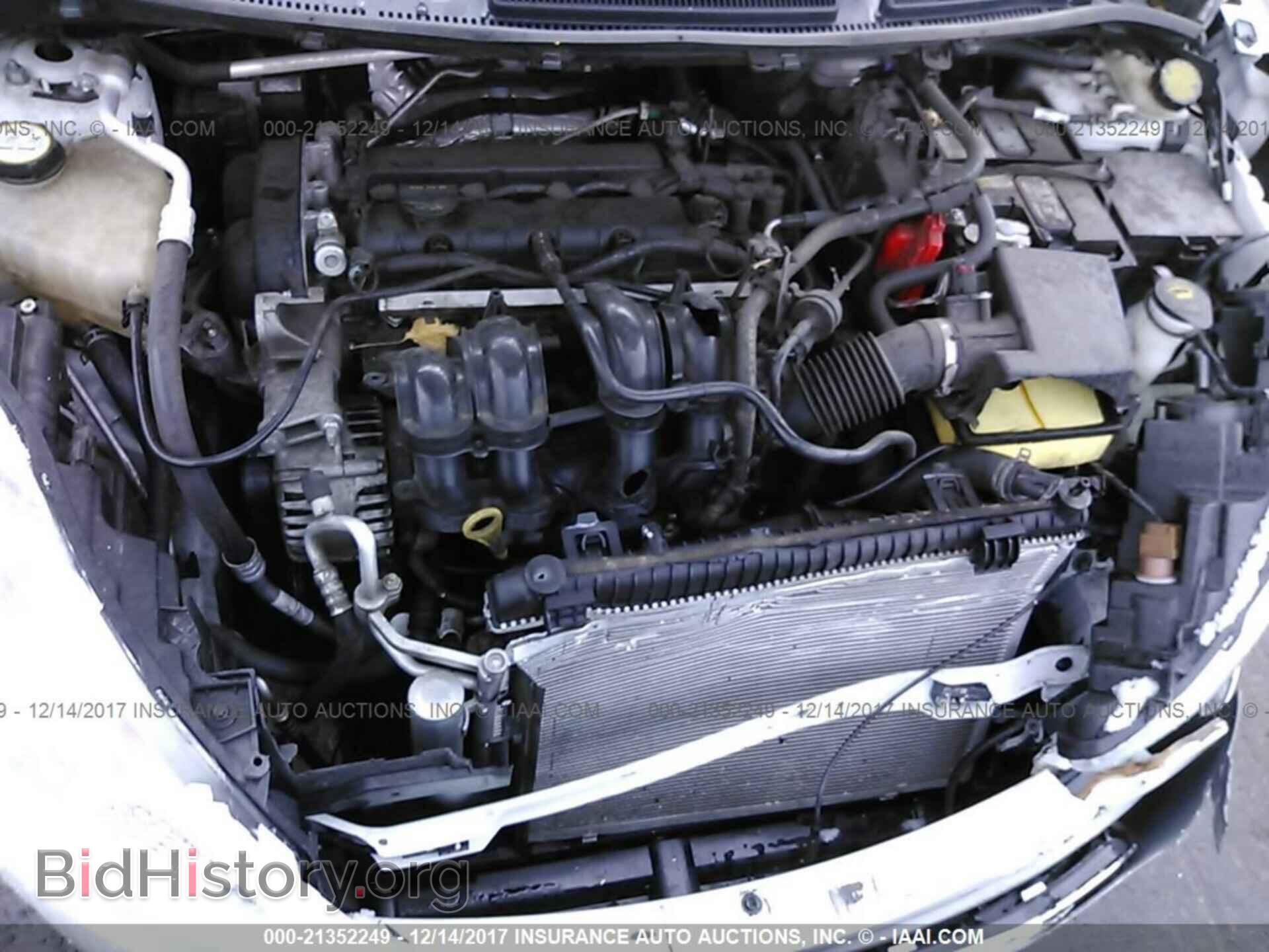 2012 Ford Fiesta - VIN: 3FADP4FJ9CM118317 - Photo 10