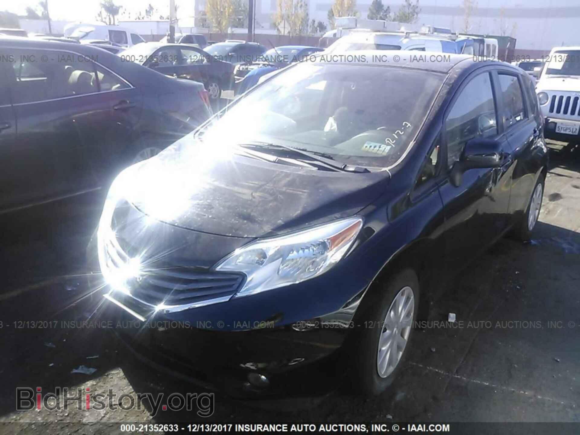 2014 Nissan Versa note - VIN: 3N1CE2CP4EL416925 - Фото 2