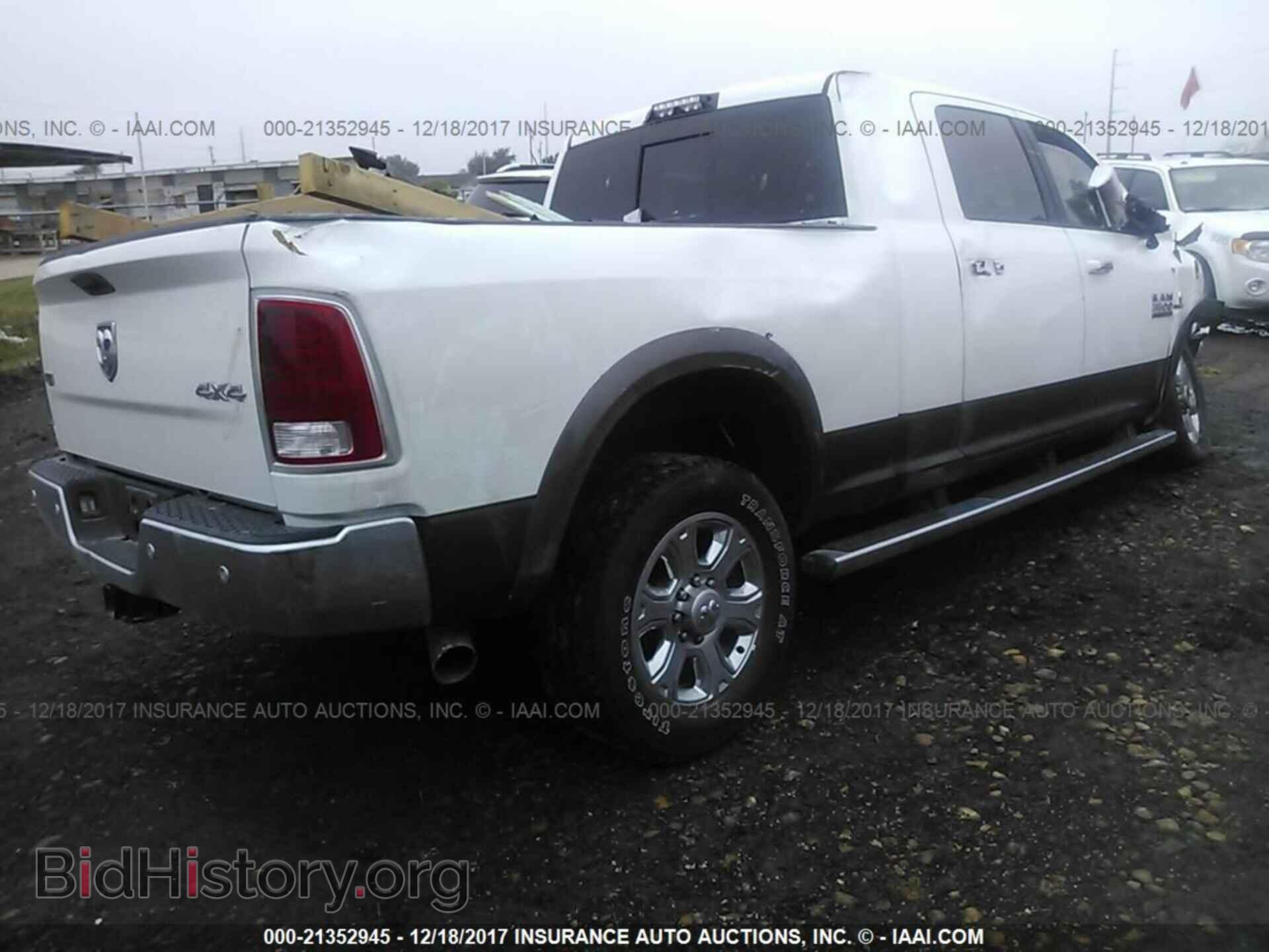 2017 Ram 3500 - VIN: 3C63R3ML6HG730213 - Photo 4
