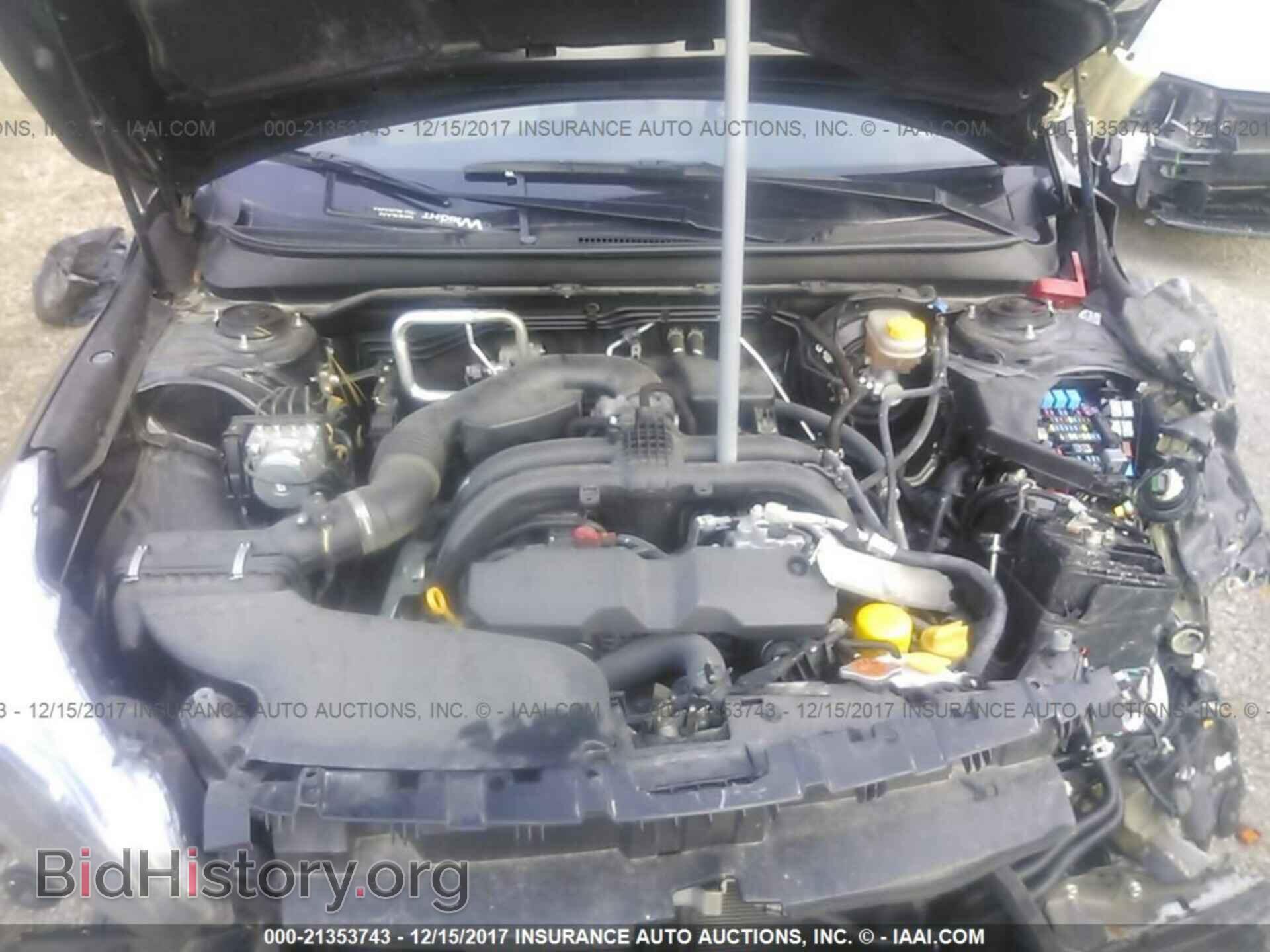 2017 Subaru Outback - VIN: 4S4BSAACXH3323818 - Фото 10