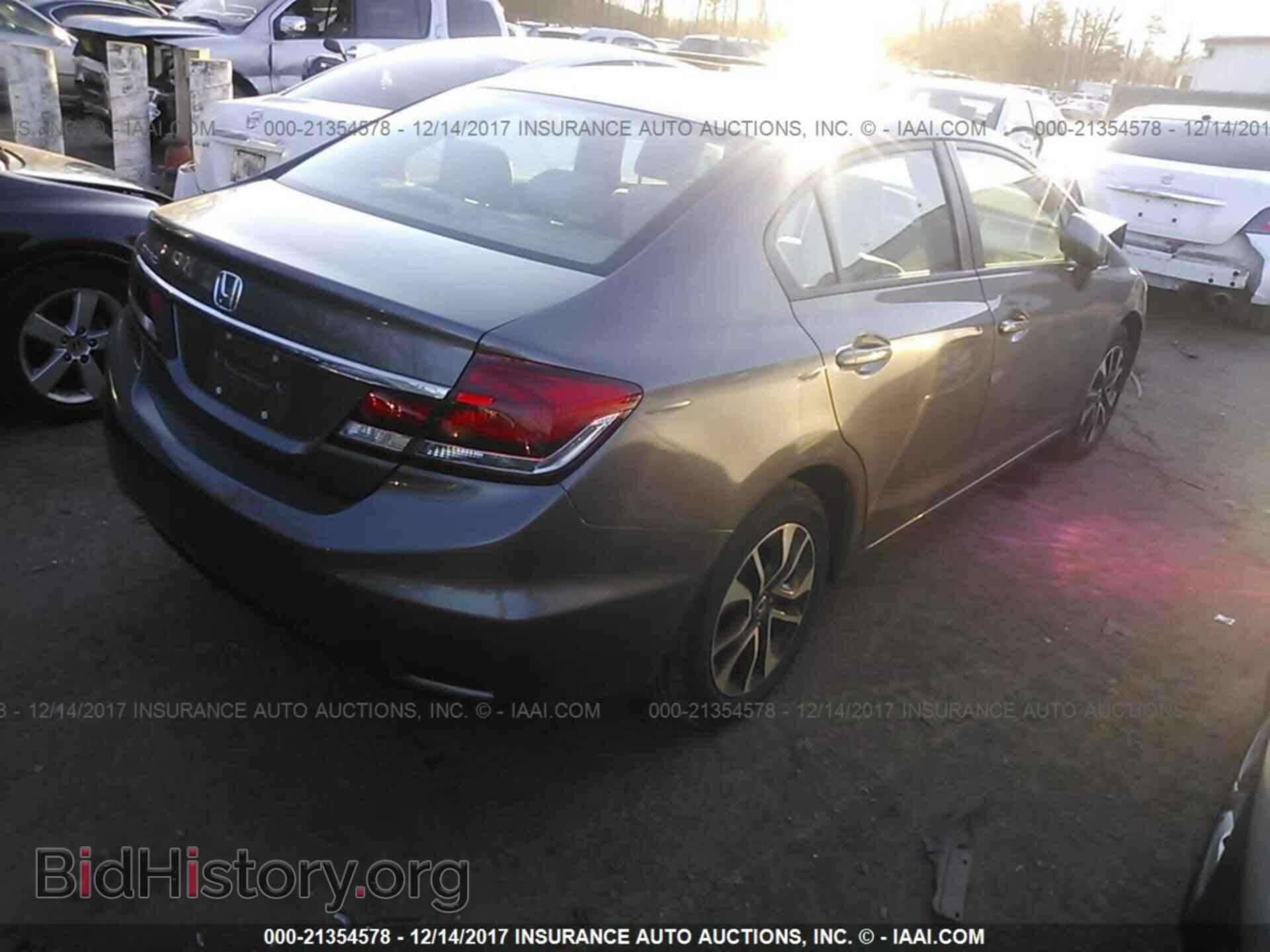 2013 Honda Civic - VIN: 19XFB2F83DE205242 - Photo 4